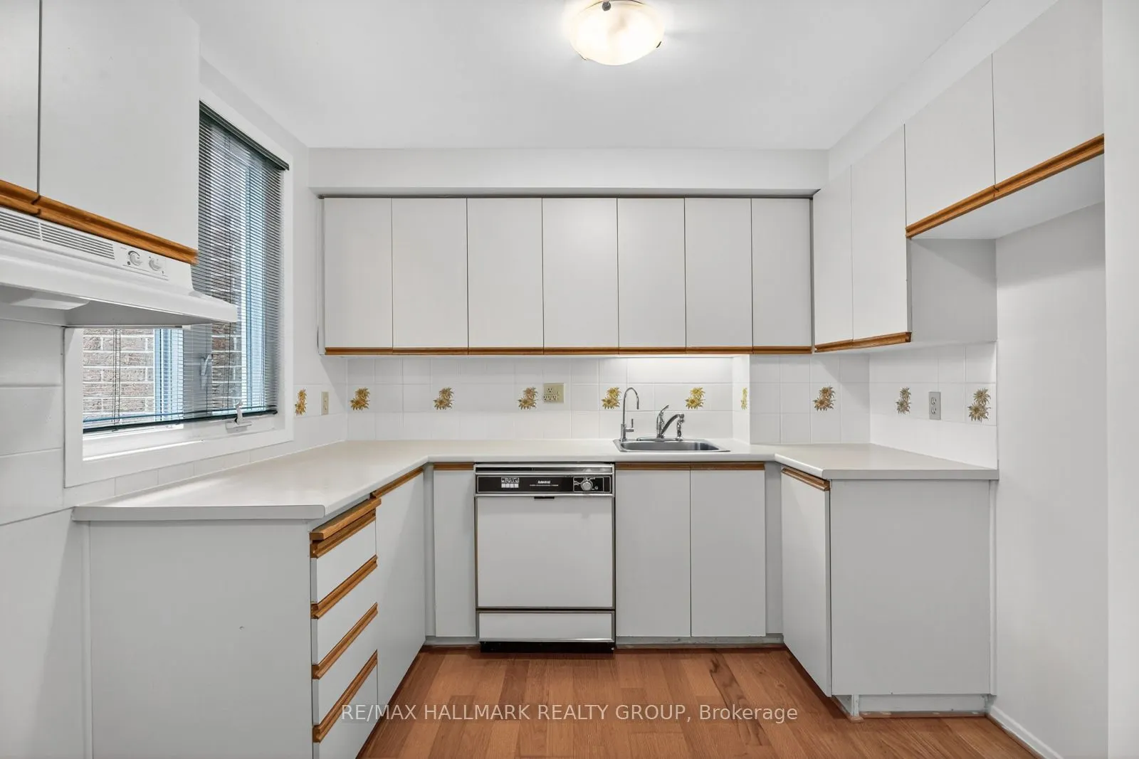 6746 Jeanne DArc Boulevard, #B