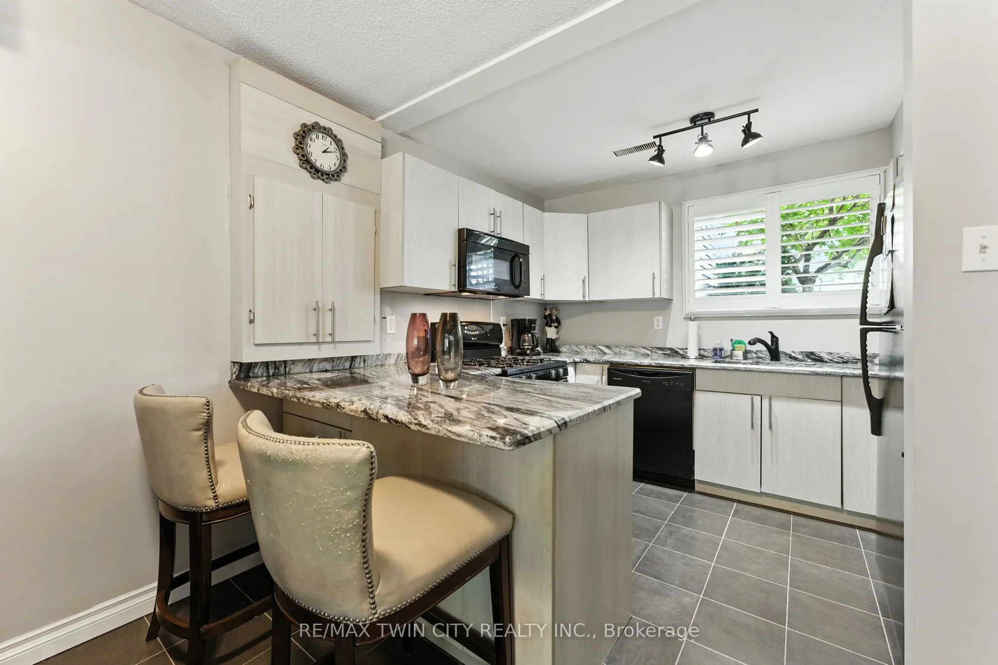 21 D'aubigny Road