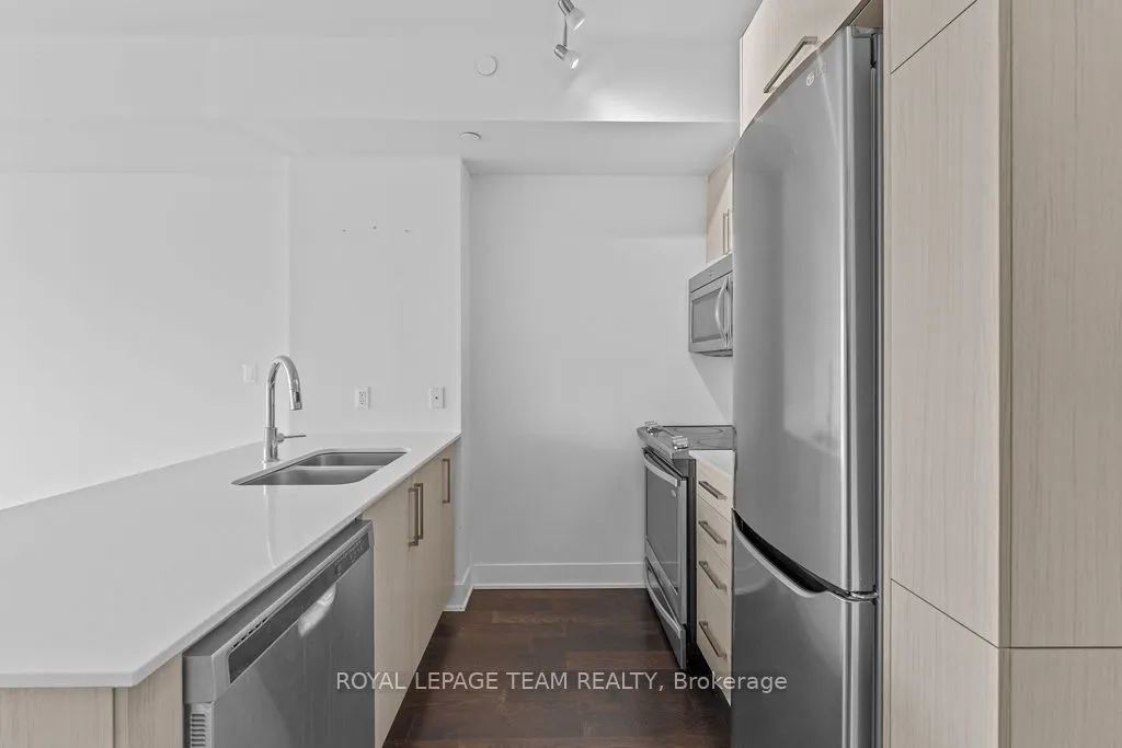 485 Richmond Road #1107