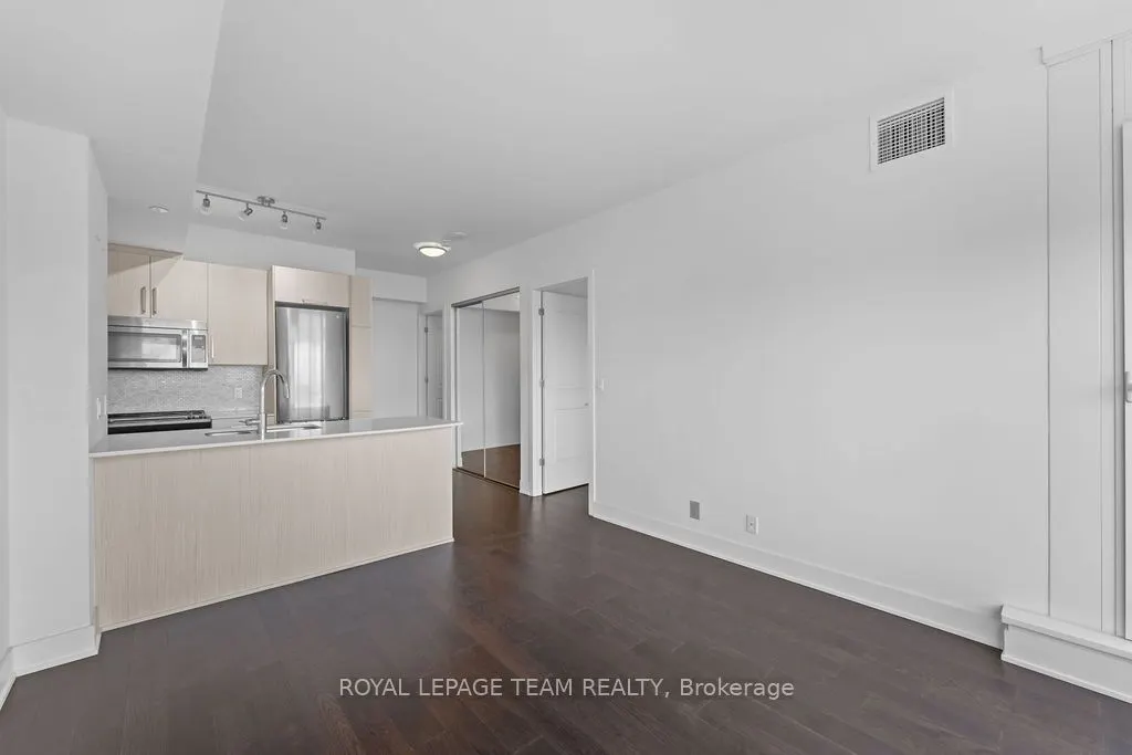 485 Richmond Road #1107