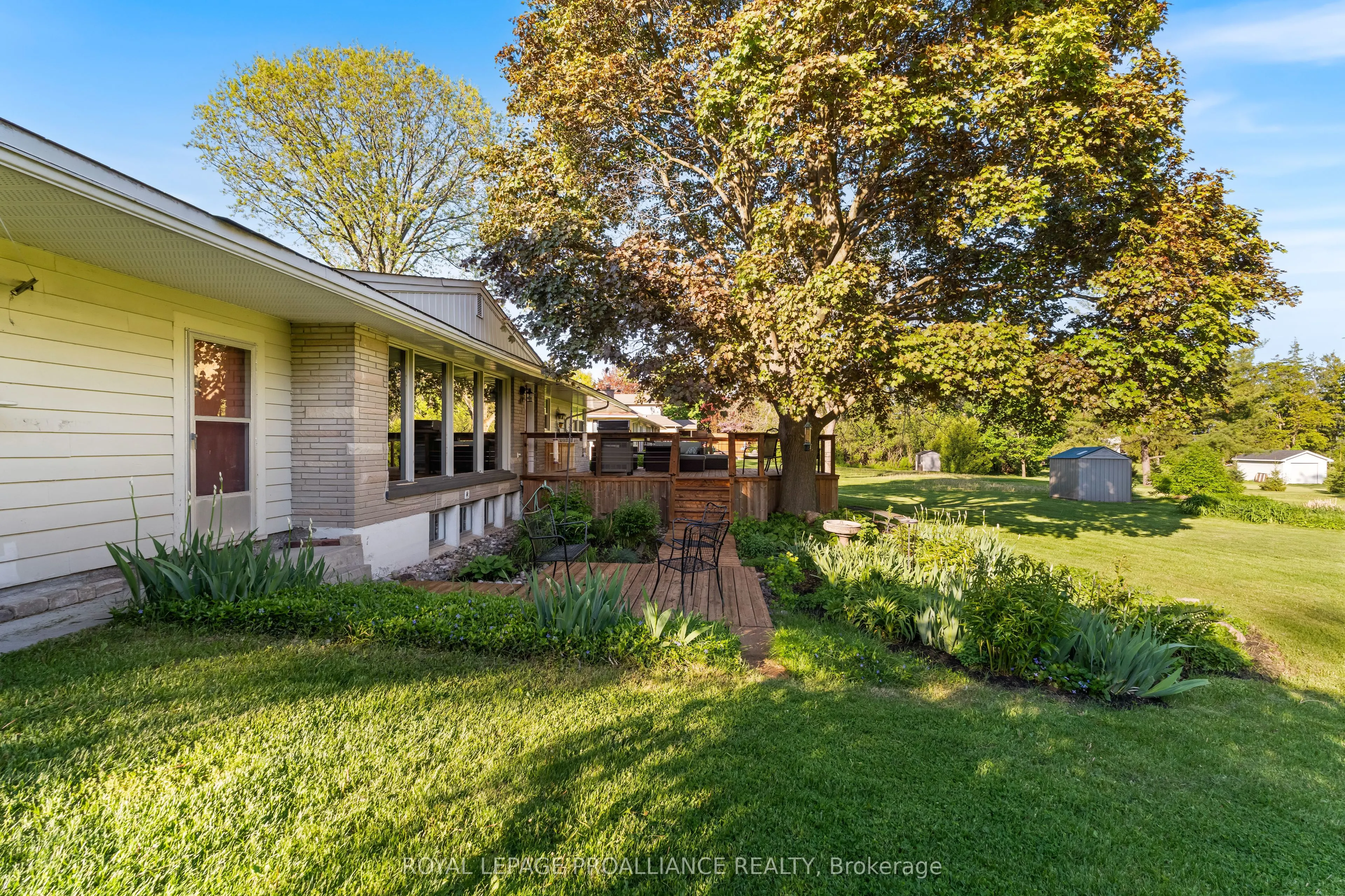 7 Hutton Drive