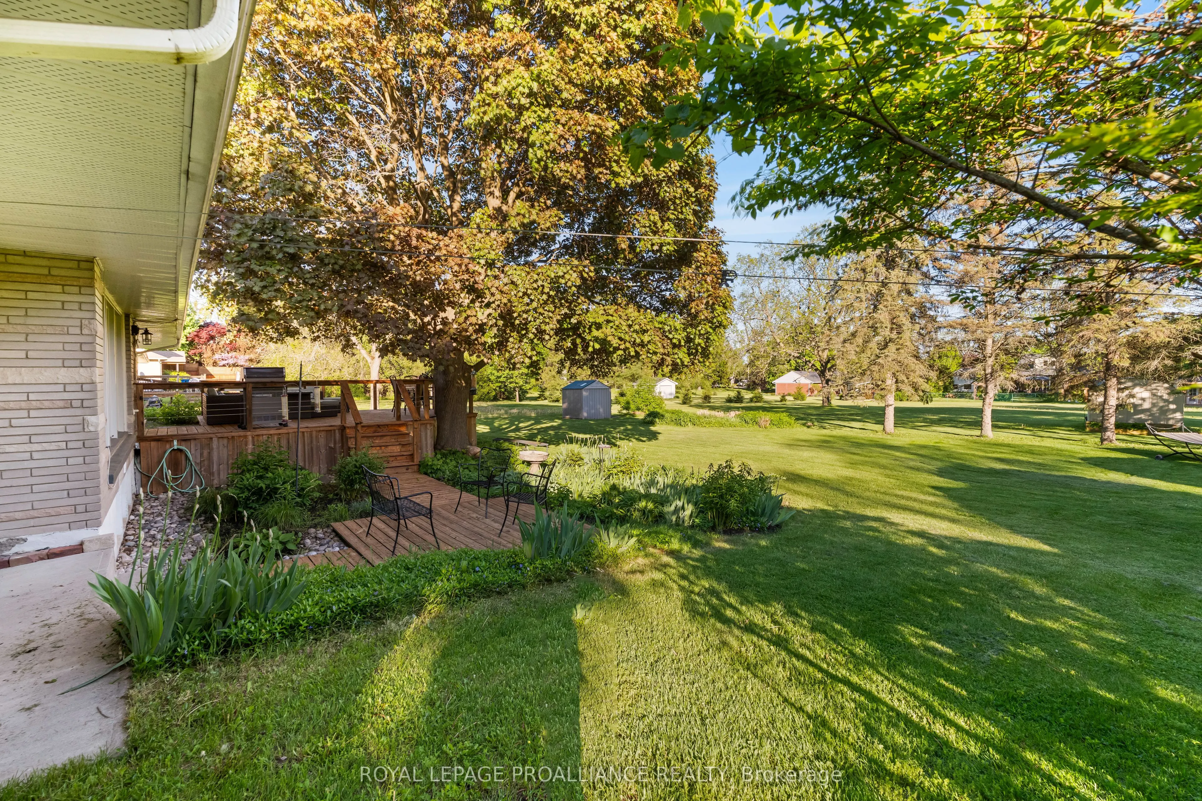 7 Hutton Drive