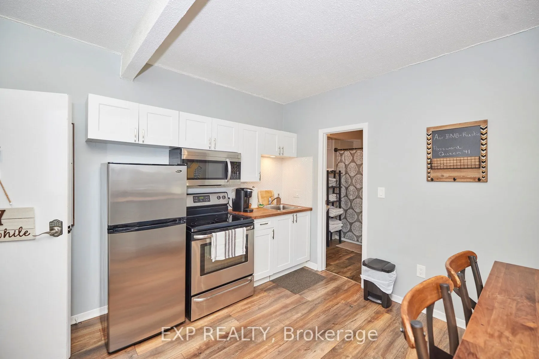 4675 QUEEN Street, #1