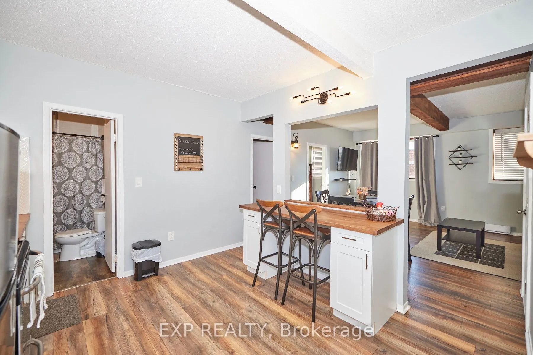 4675 QUEEN Street, #1