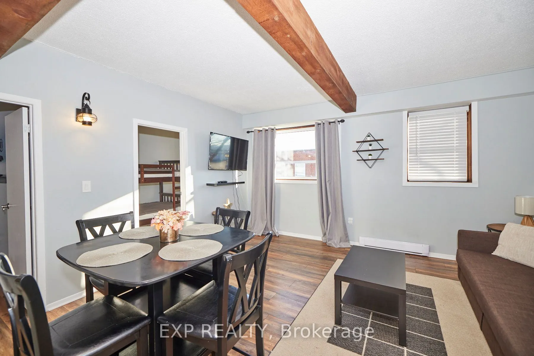 4675 QUEEN Street, #1