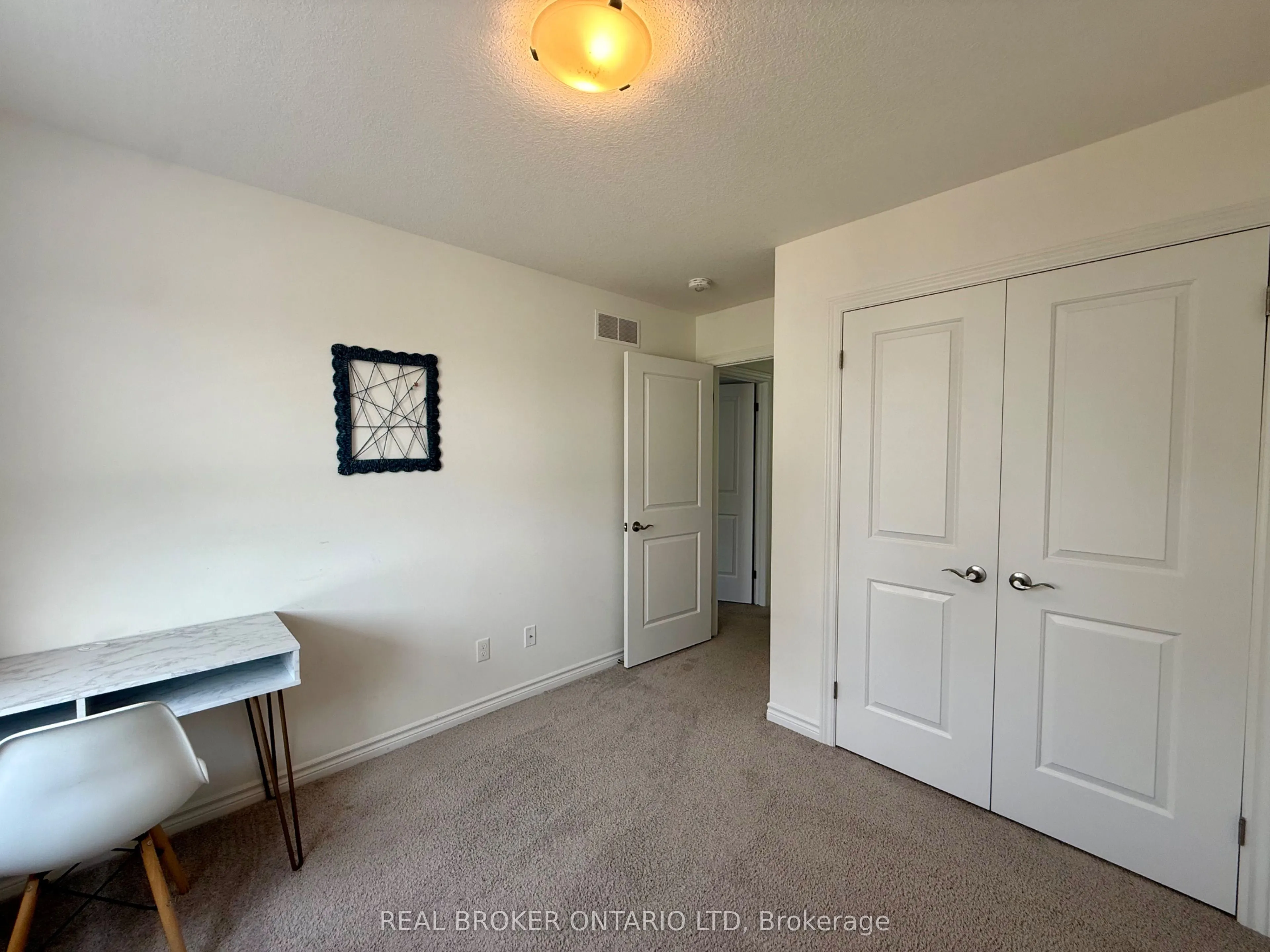 1634 Noah Bend
