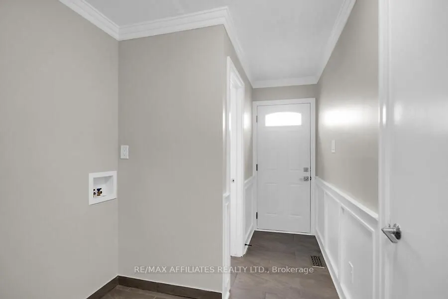 23 Tamblyn Crescent