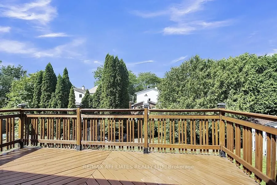23 Tamblyn Crescent