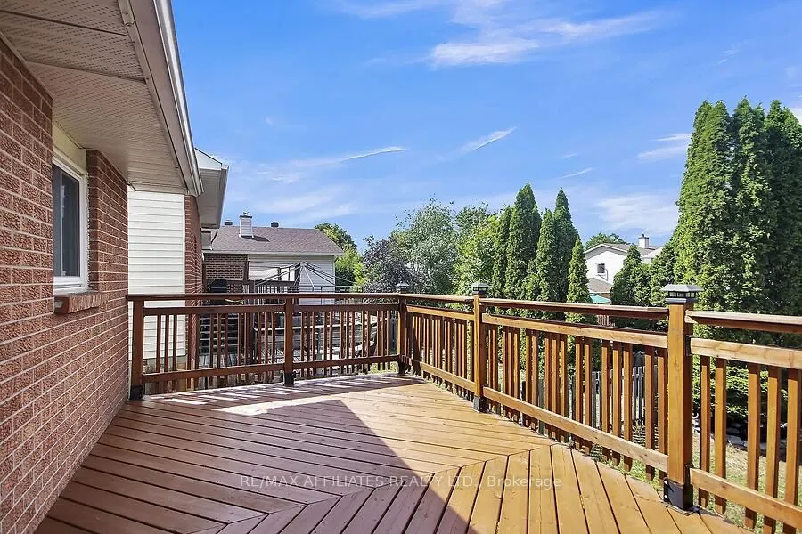 23 Tamblyn Crescent