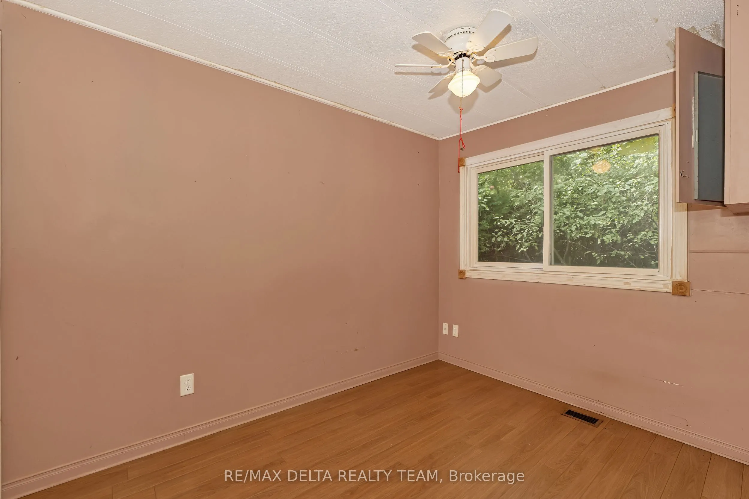 25 Fringewood Drive