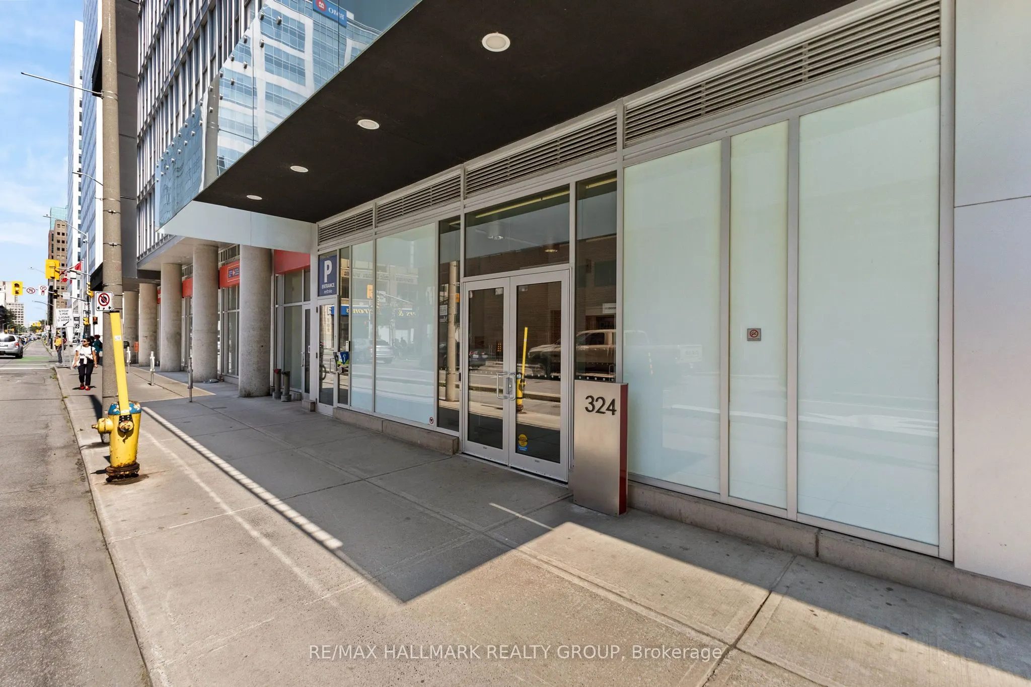 324 Laurier Avenue W, #2105