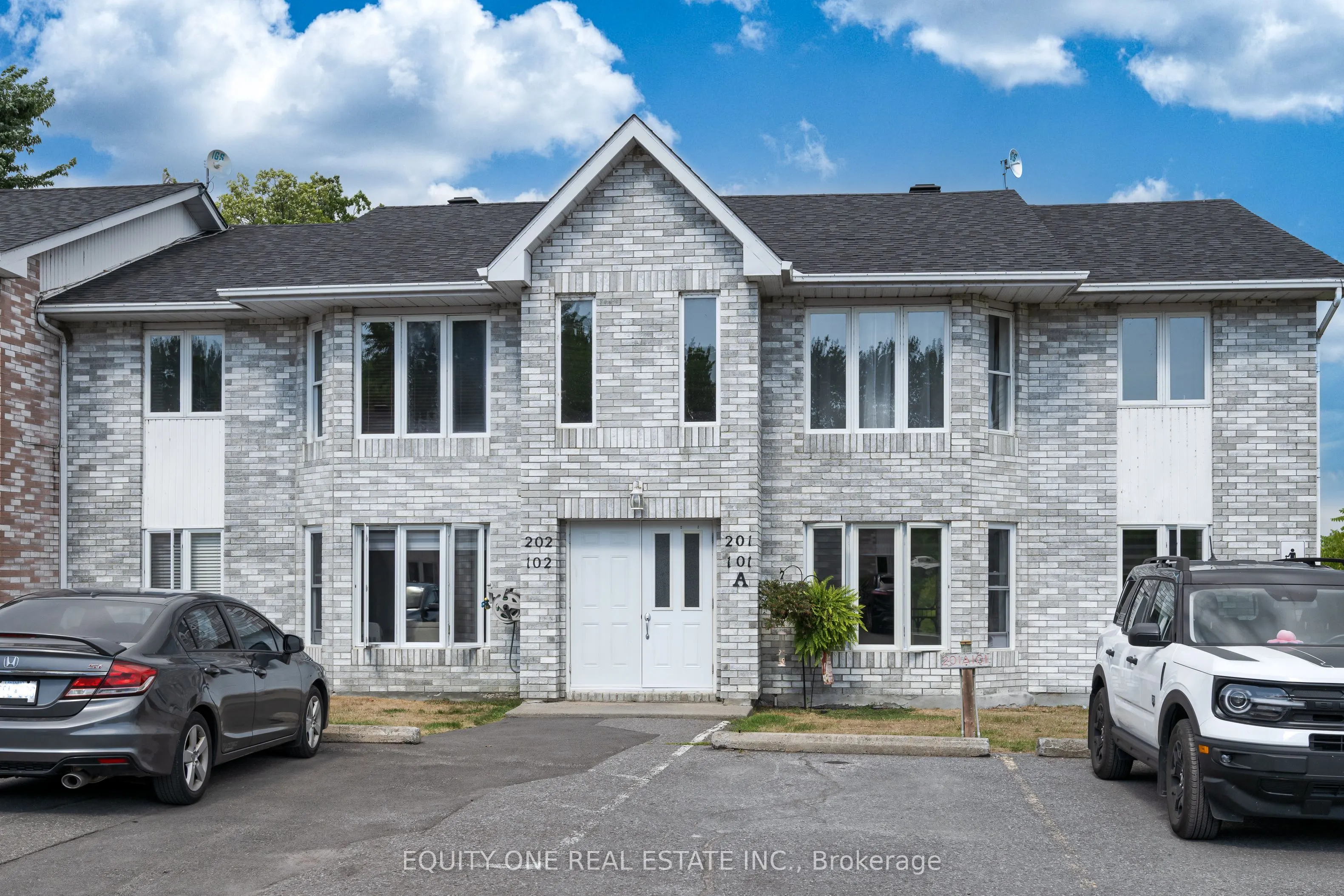 185 Du Comte Street Road, #202A