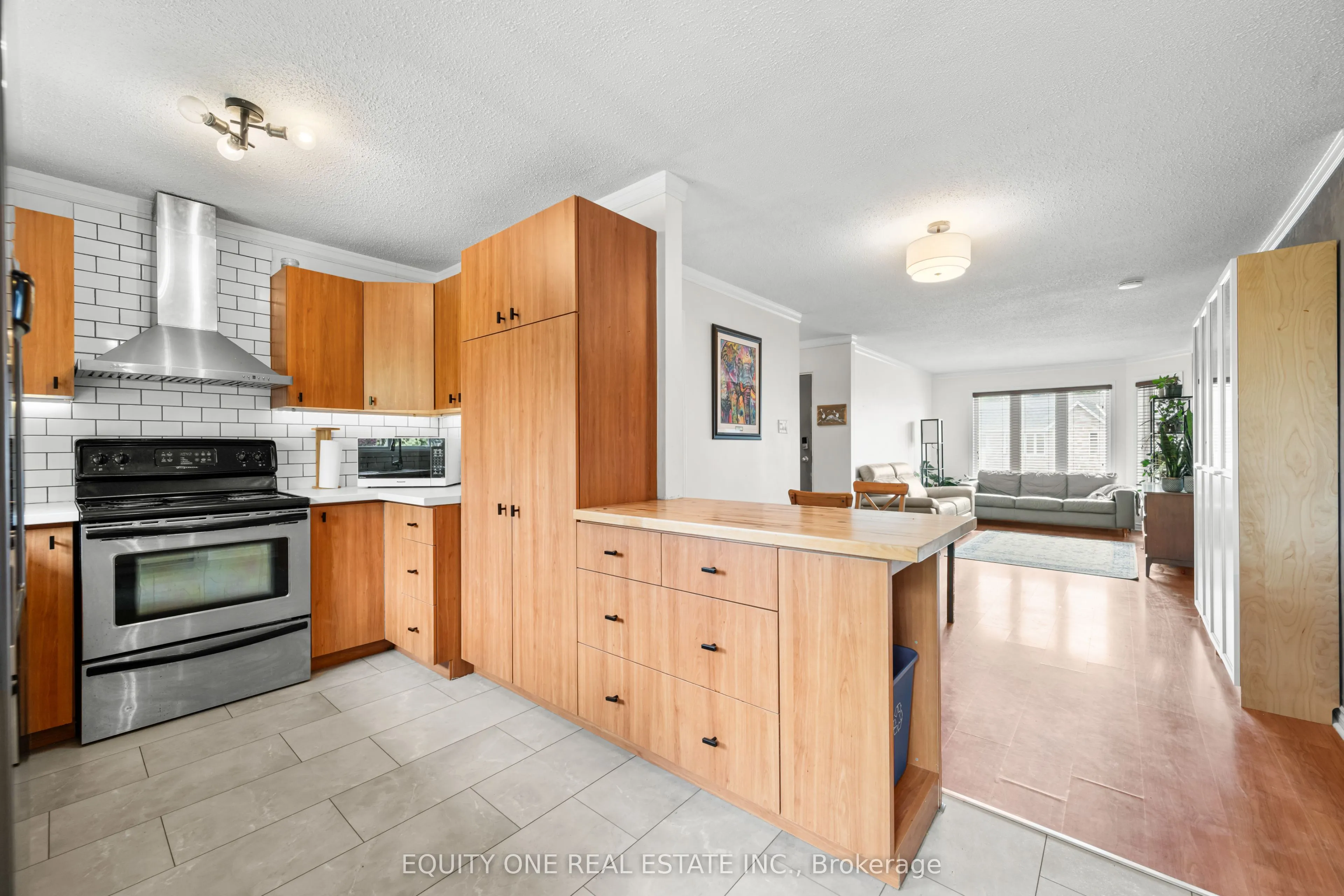 185 Du Comte Street Road, #202A