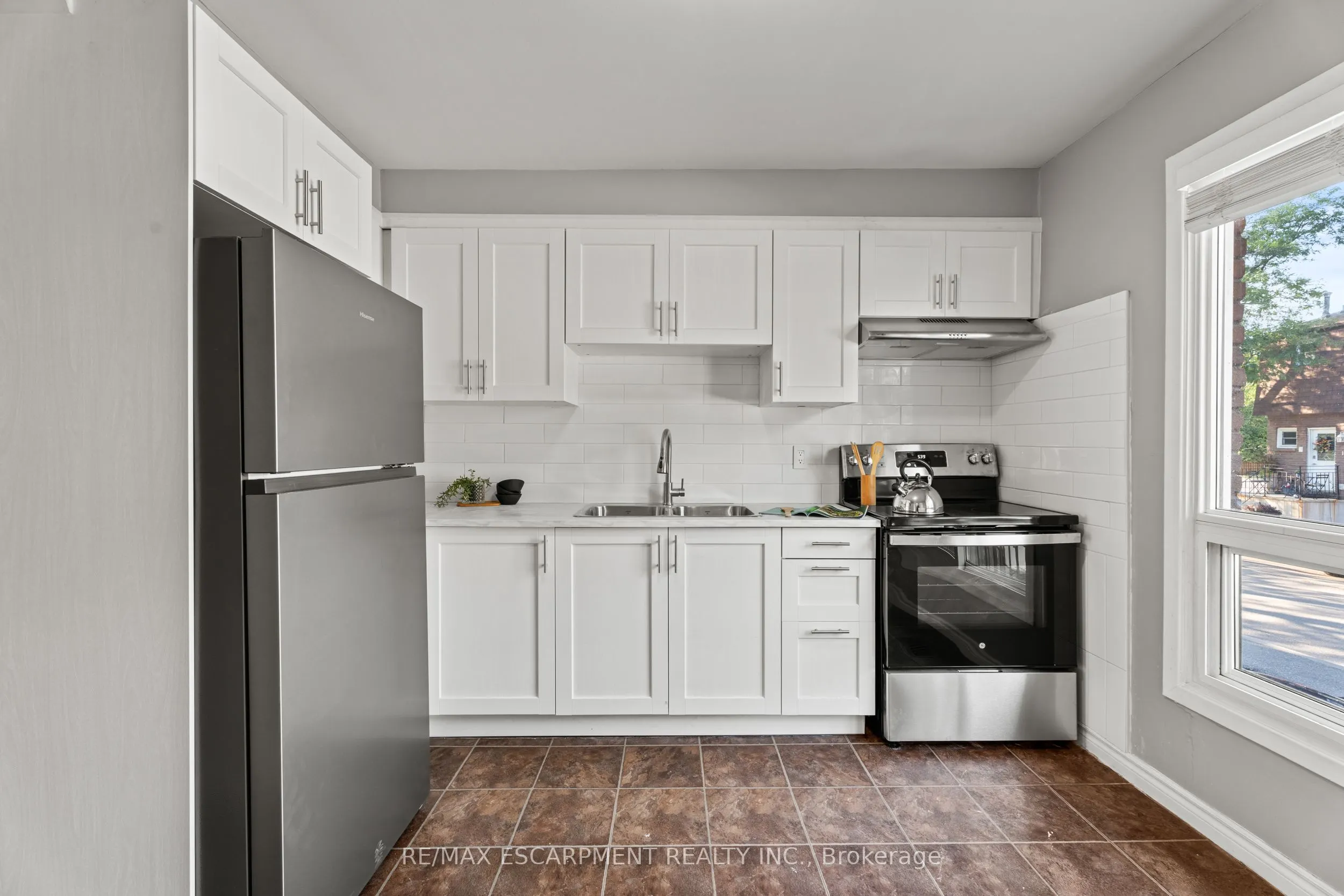 1301 Upper Gage Avenue, #33