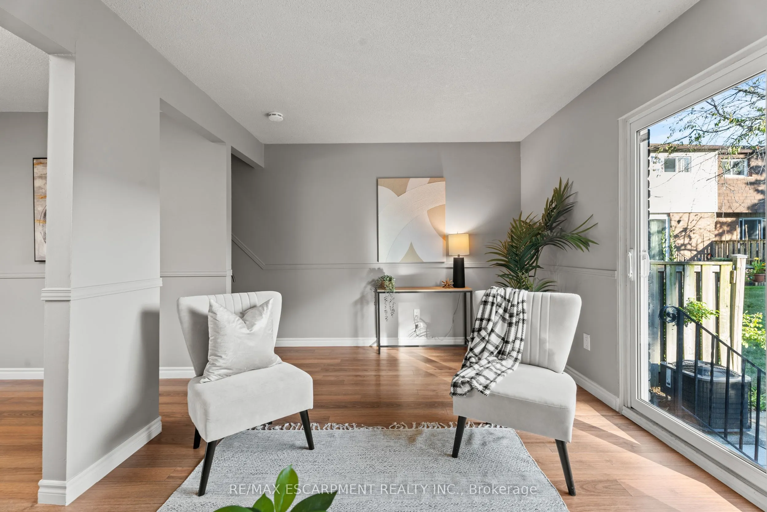 1301 Upper Gage Avenue, #33