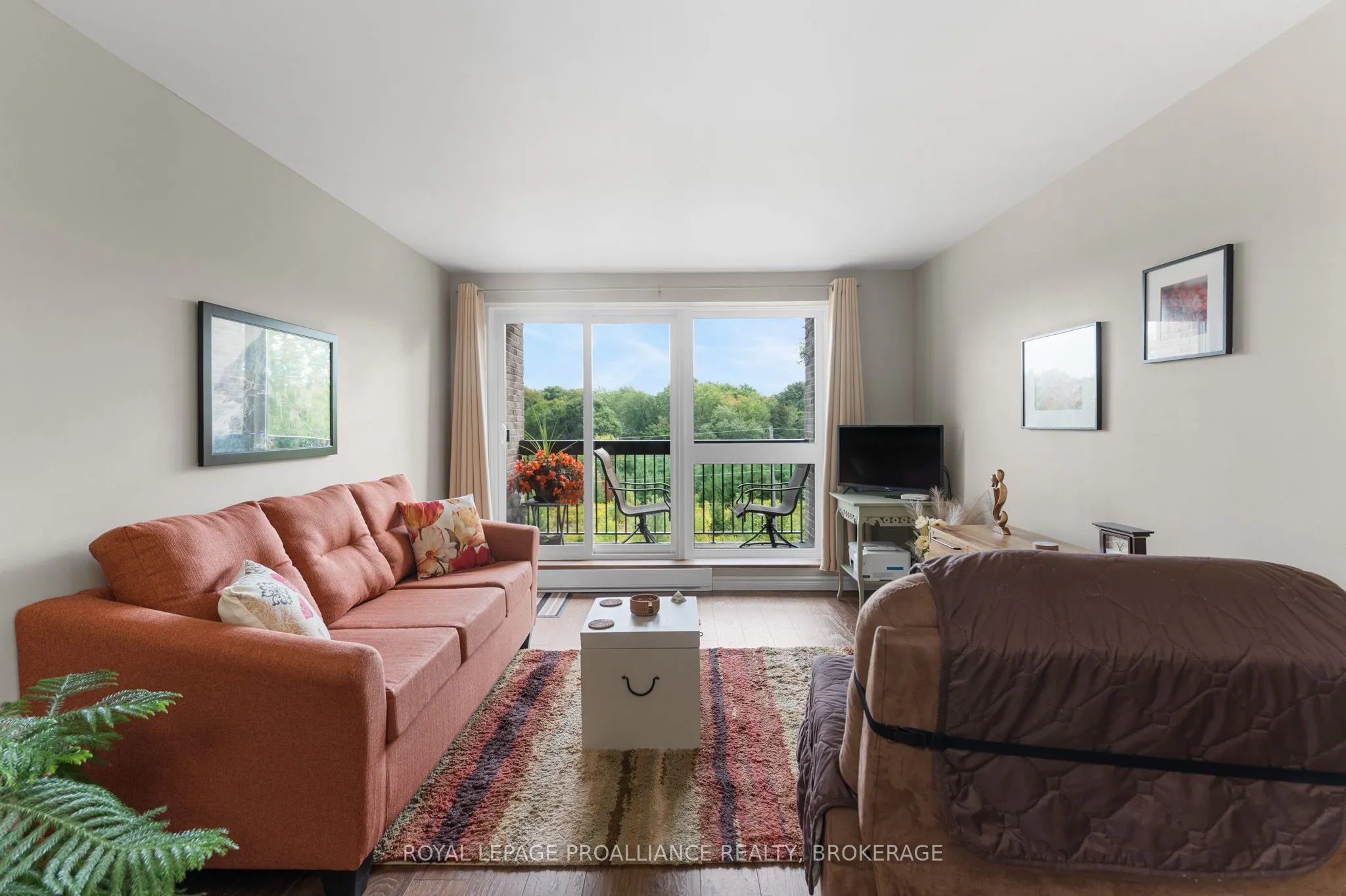 358 Queen Mary Road, #515