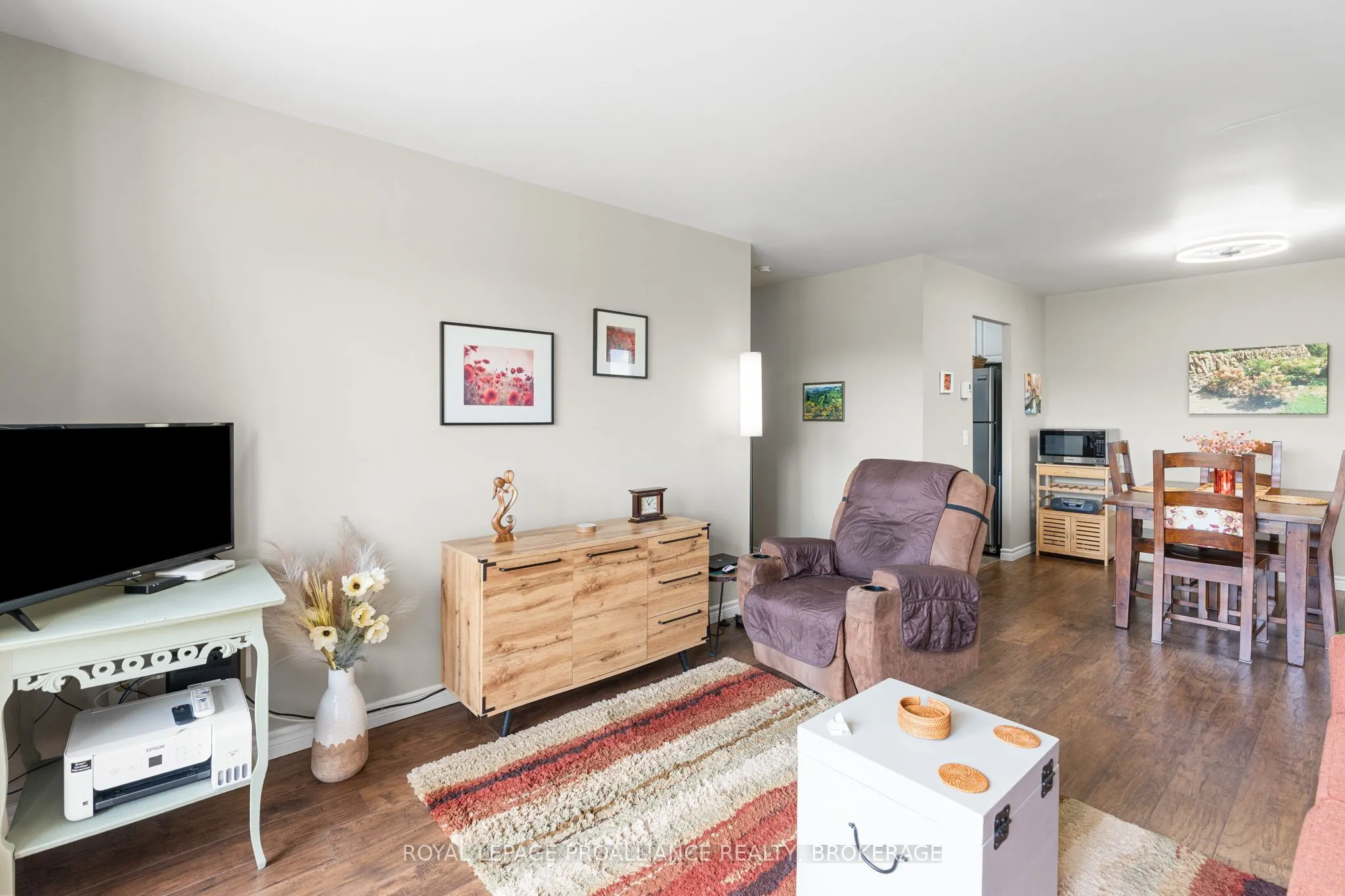 358 Queen Mary Road, #515