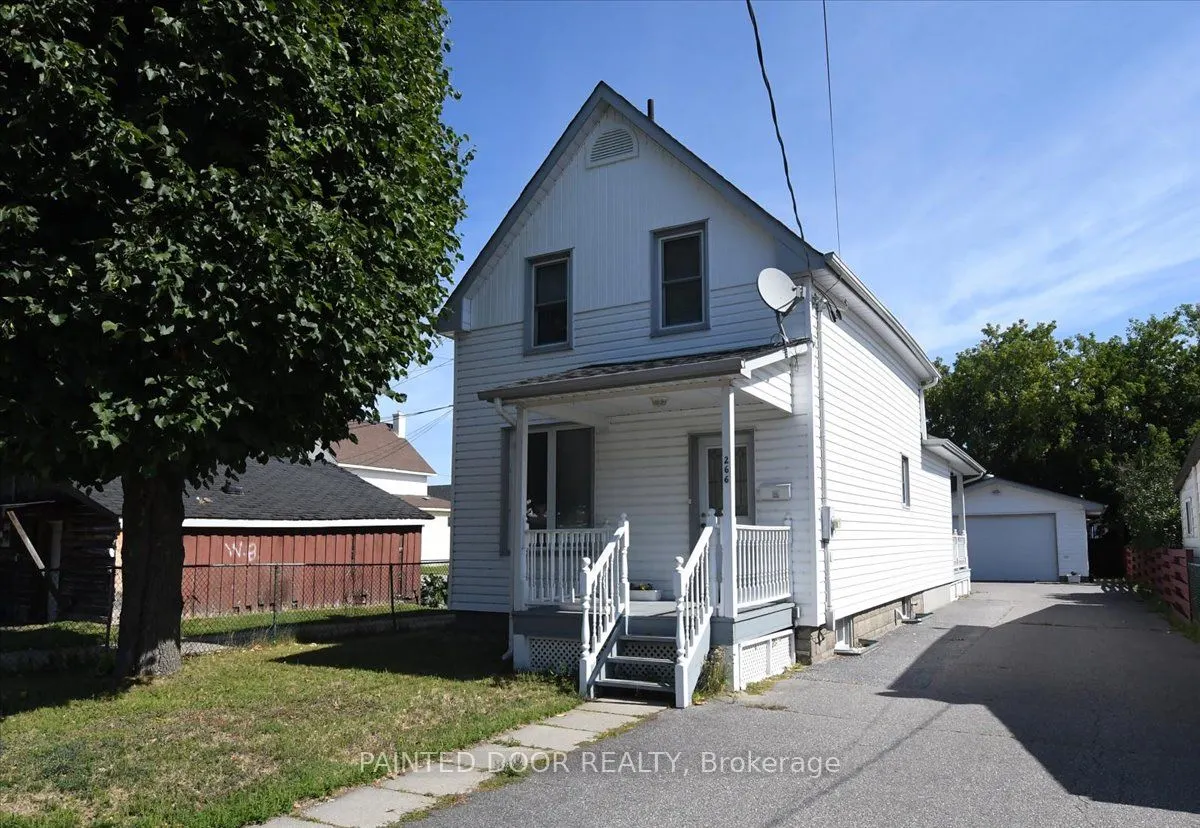 266 Sixth Avenue W