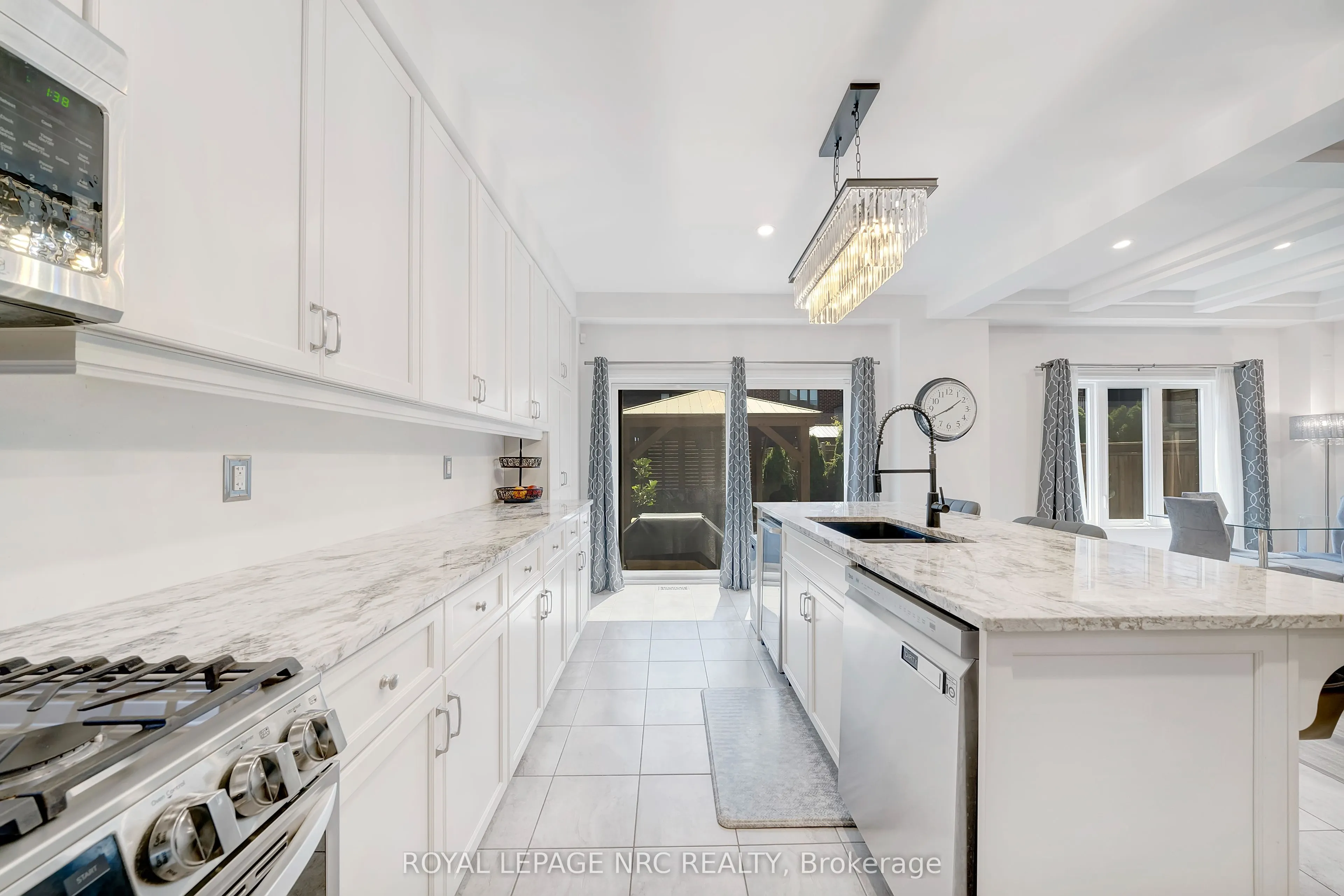 4082 Healing Street