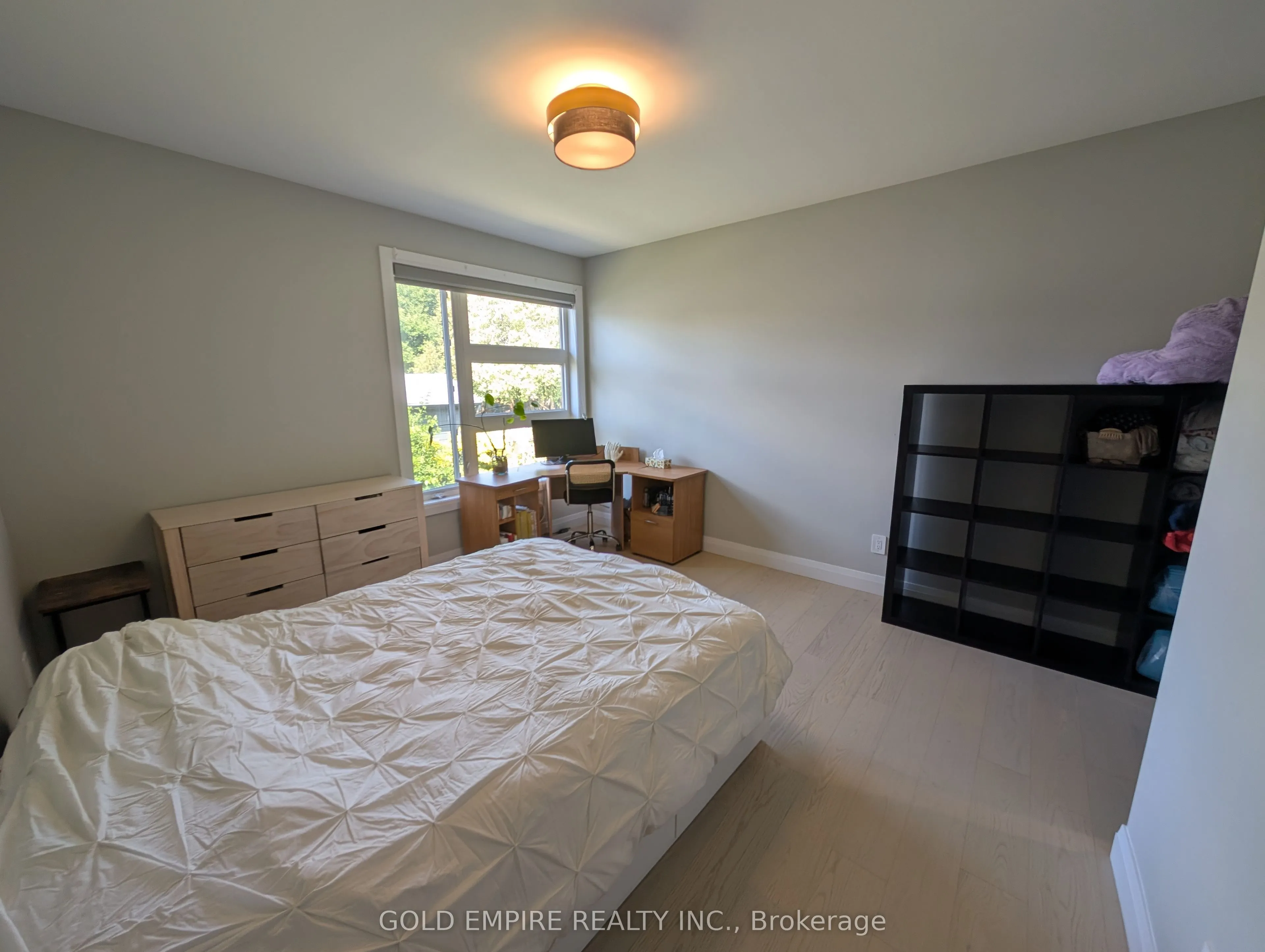 724 Monsarrat Avenue, #MAIN