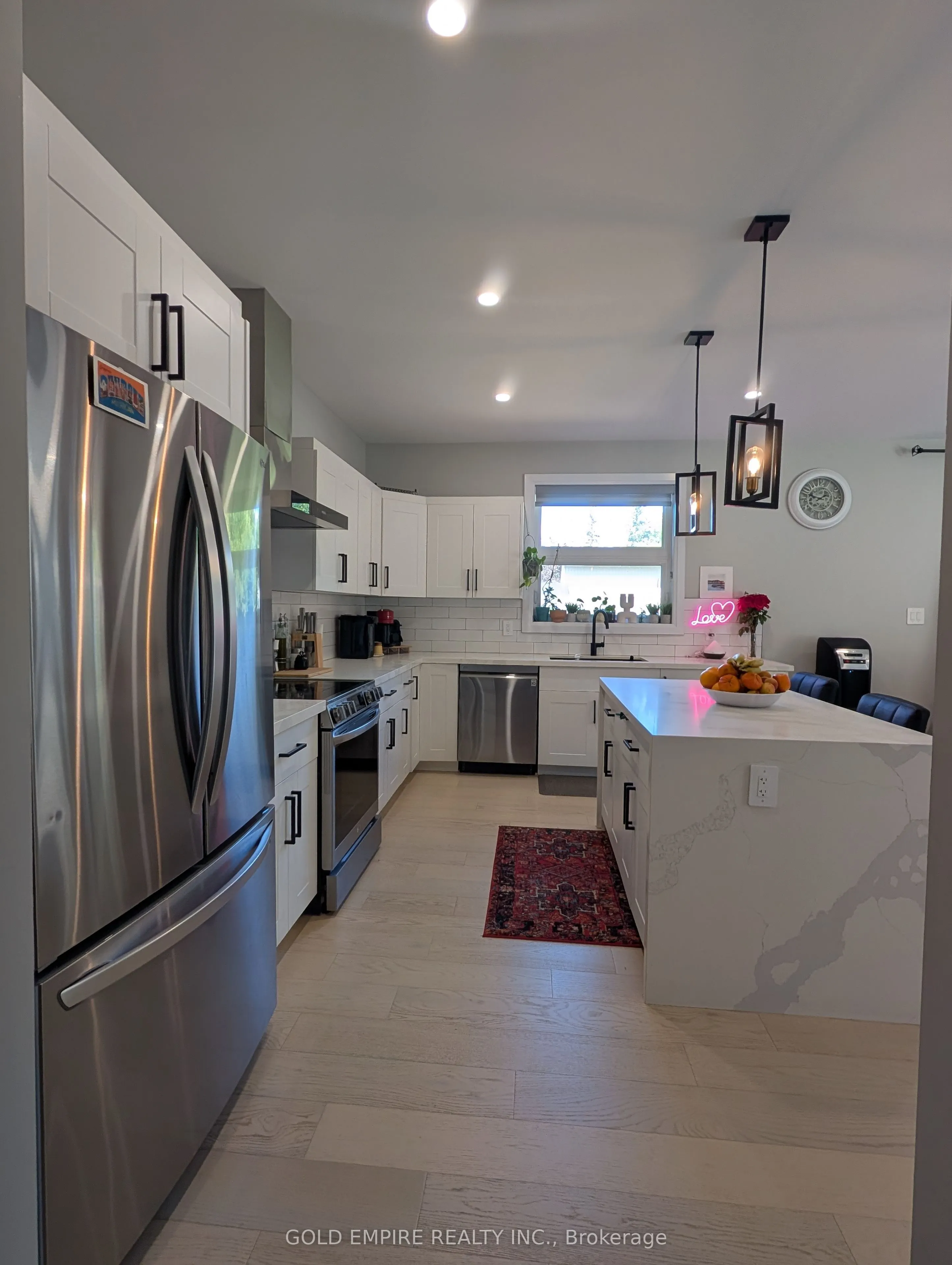 724 Monsarrat Avenue, #MAIN