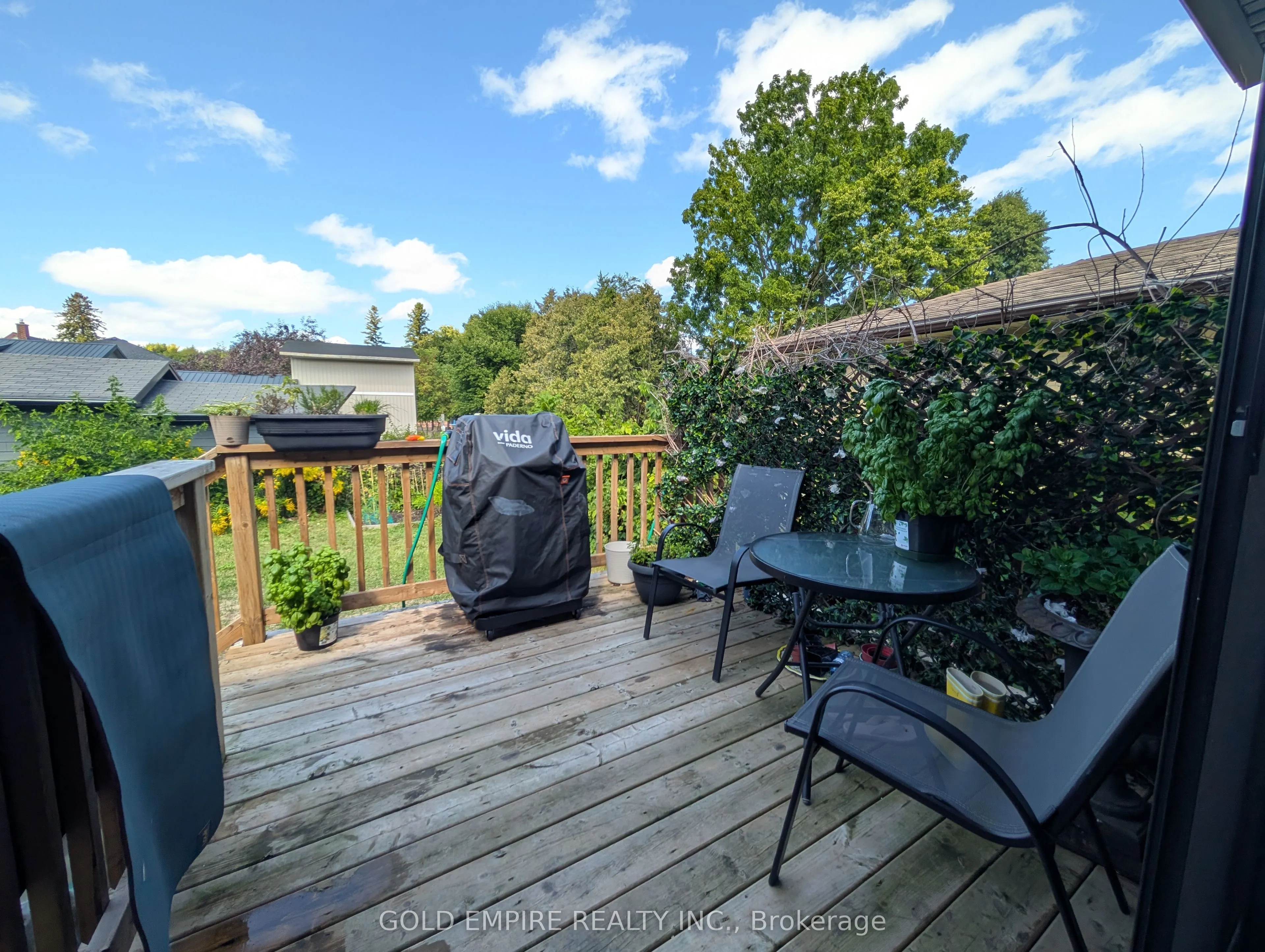 724 Monsarrat Avenue, #MAIN