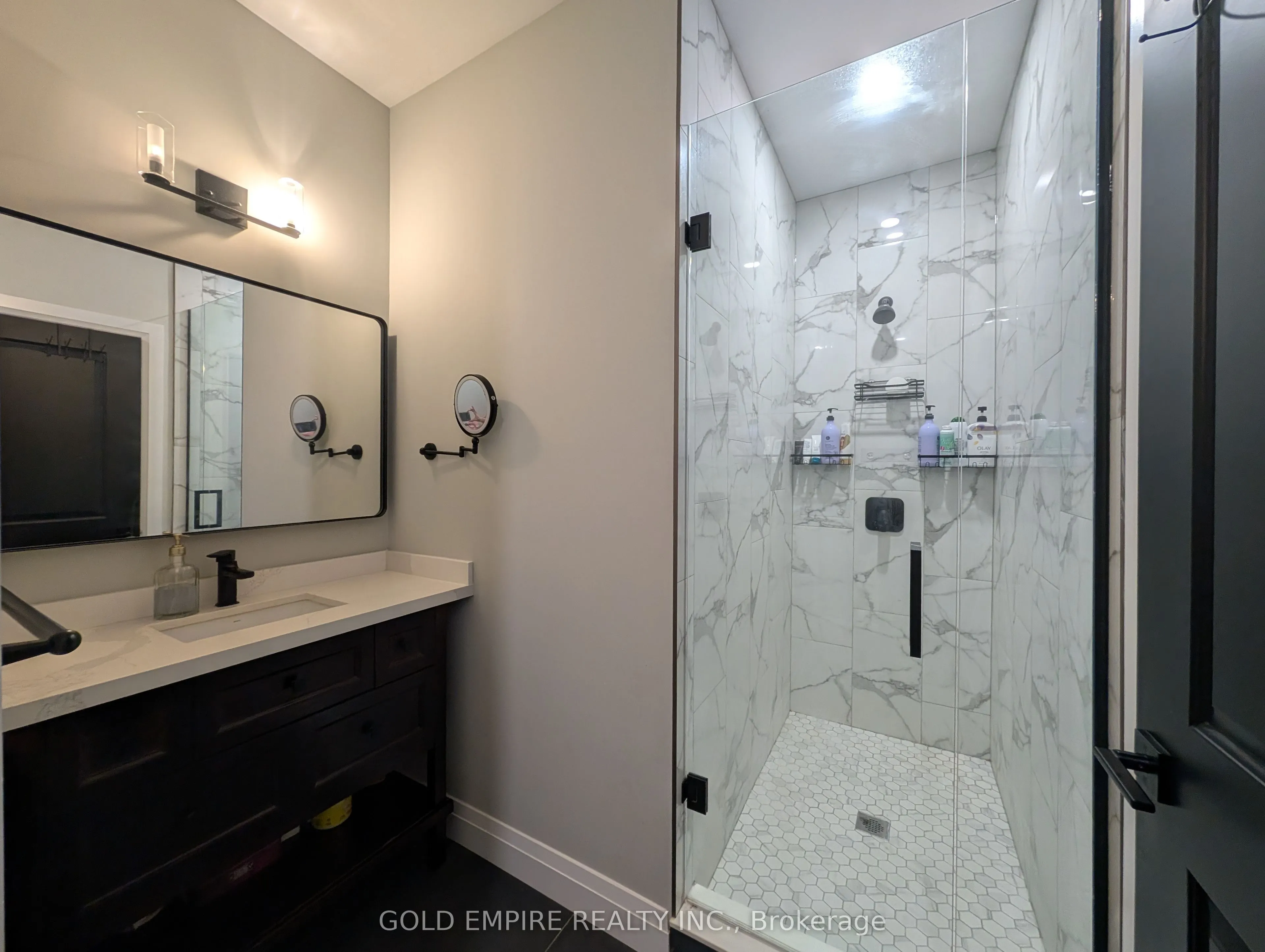 724 Monsarrat Avenue, #MAIN