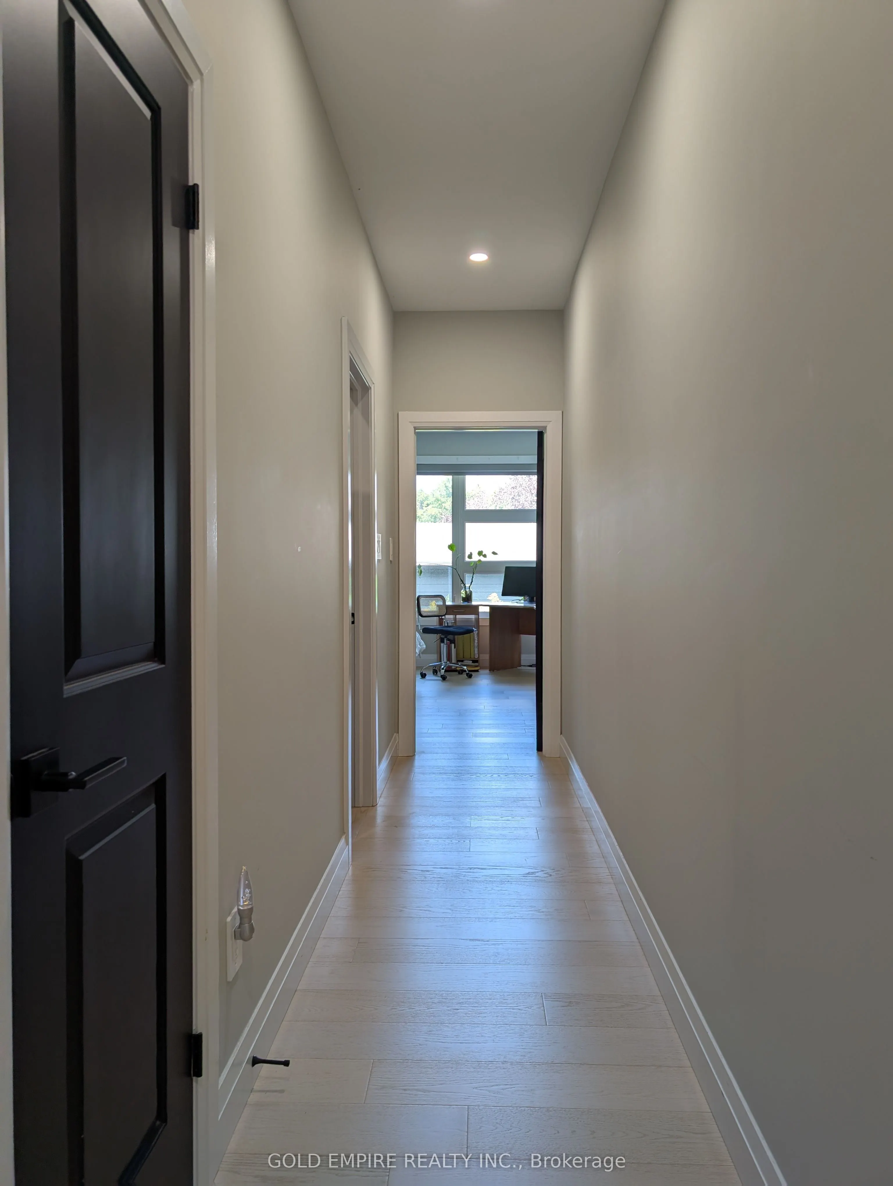 724 Monsarrat Avenue, #MAIN
