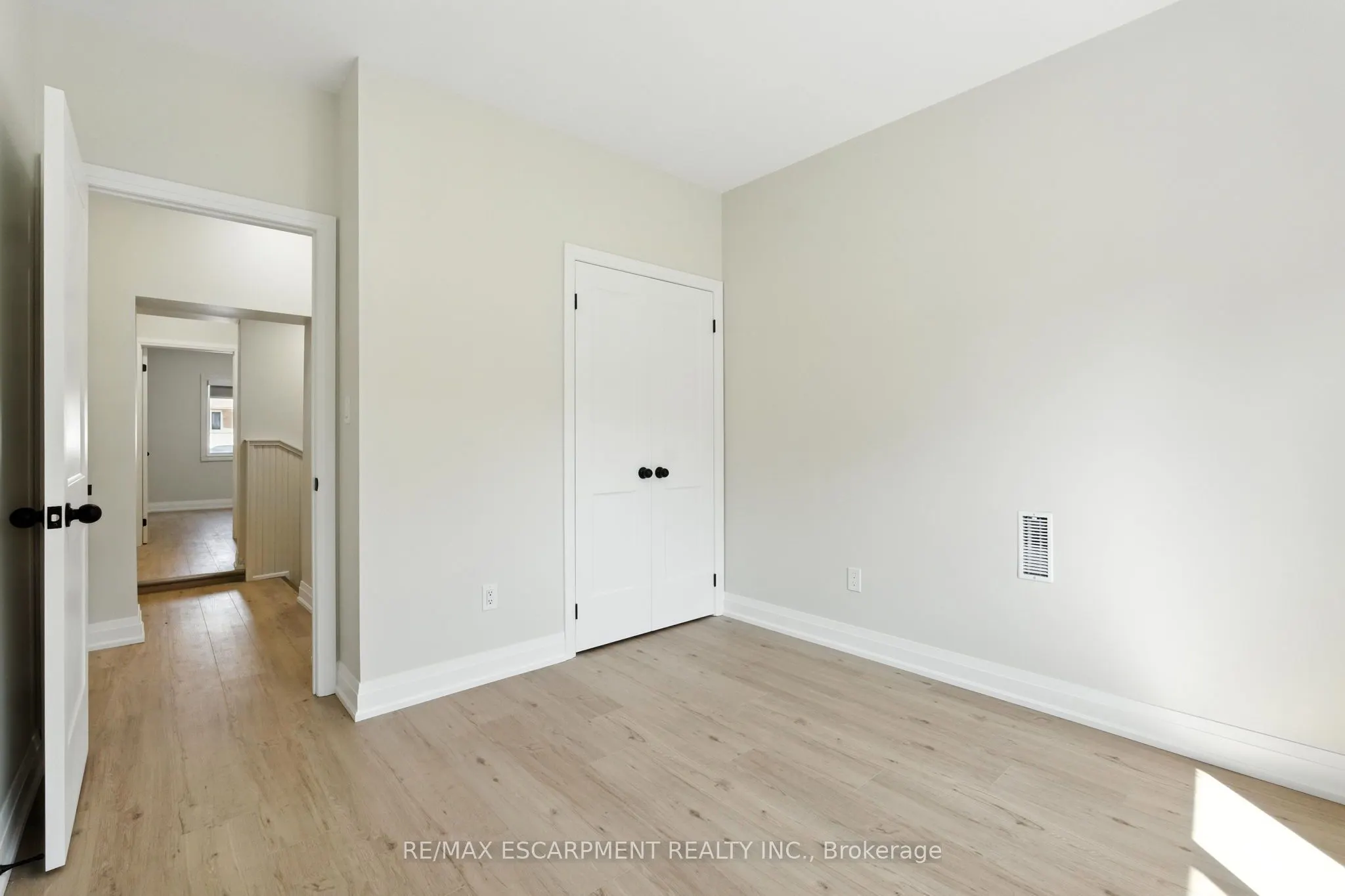 929 UPPER OTTAWA Street