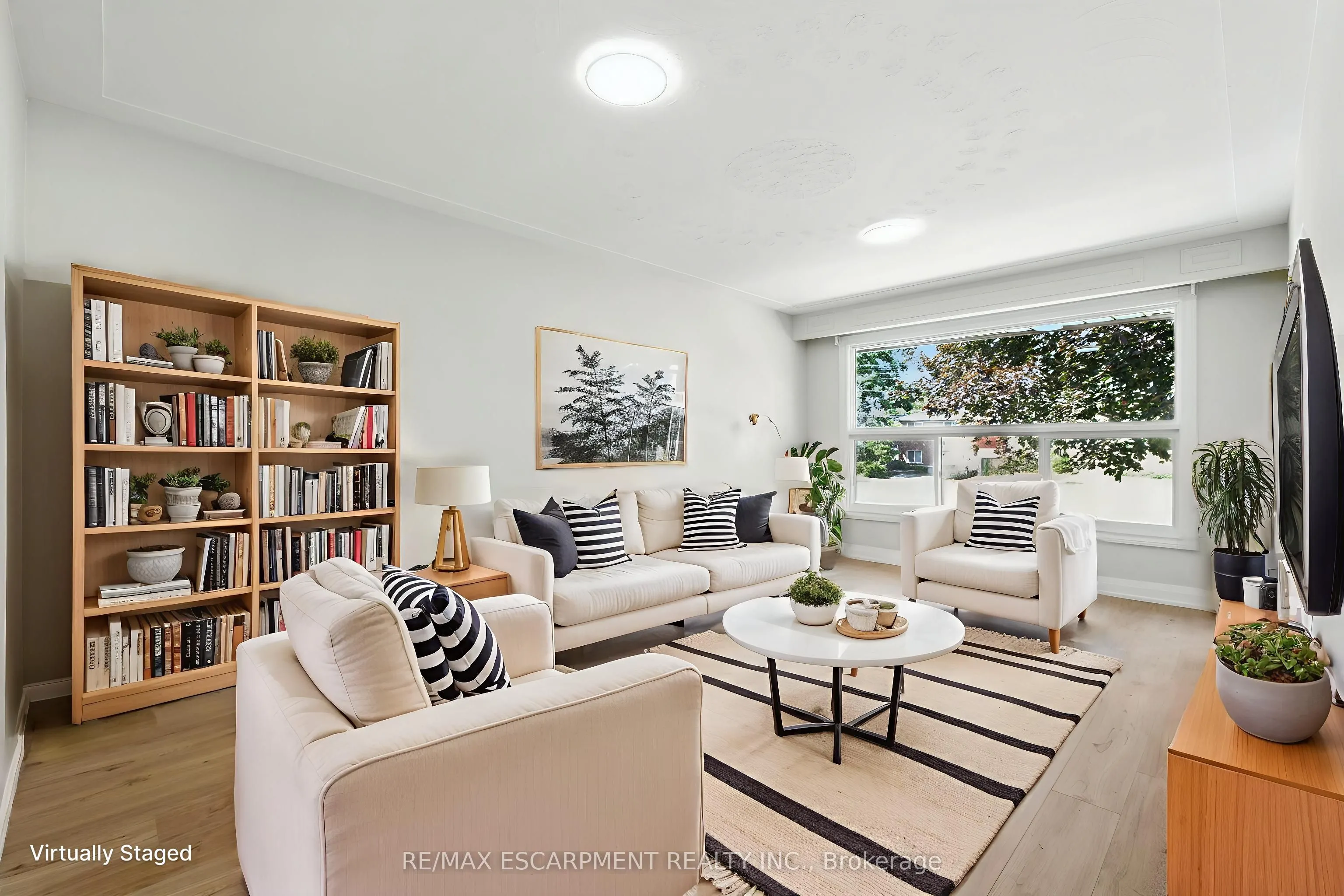 929 UPPER OTTAWA Street