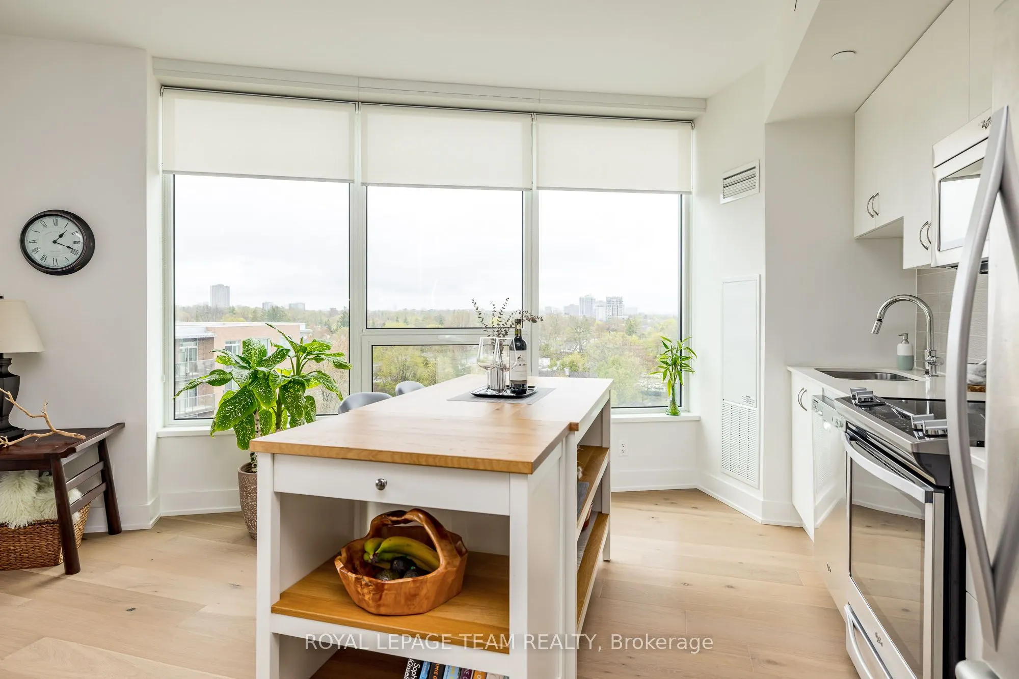 485 Richmond Road N, #709