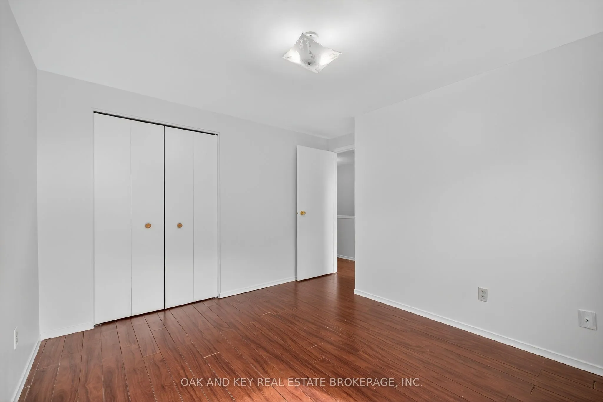 800 Monsarrat Avenue