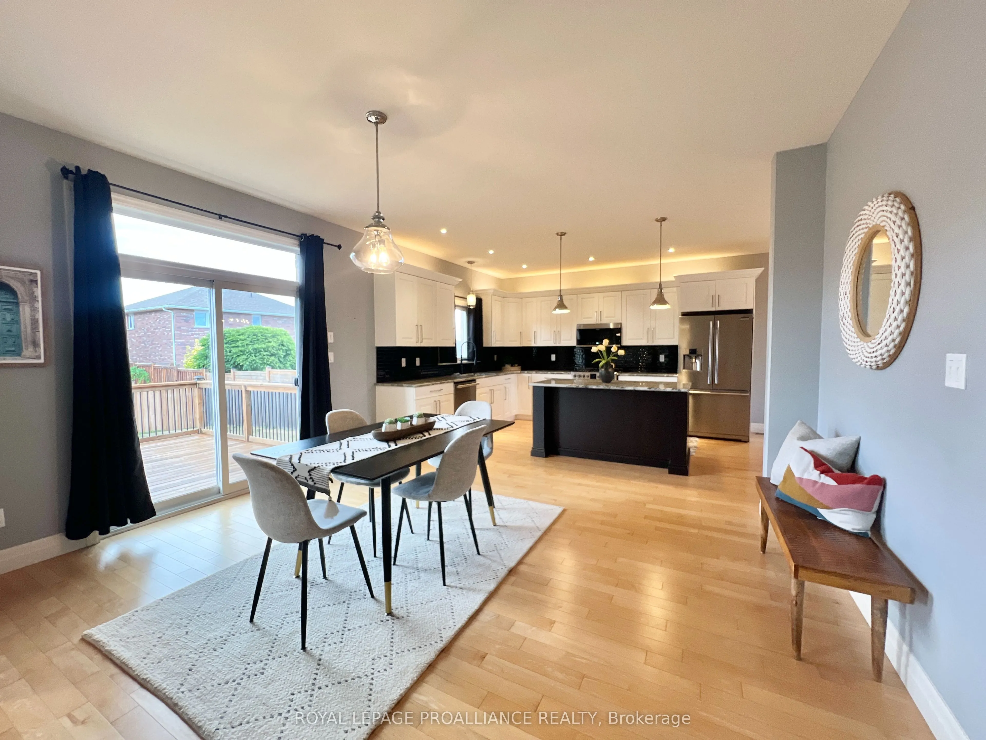 32 Vertis Court