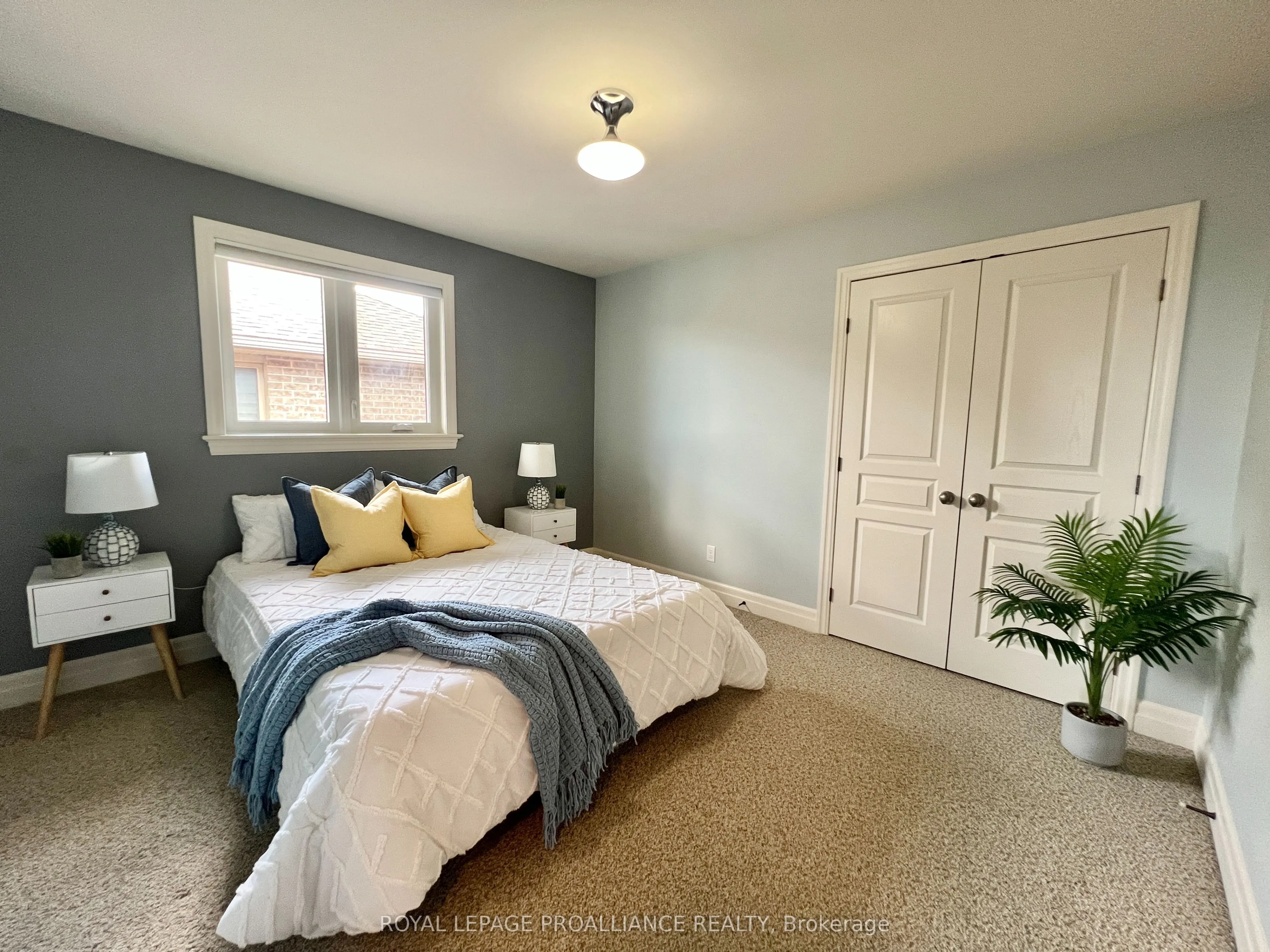 32 Vertis Court