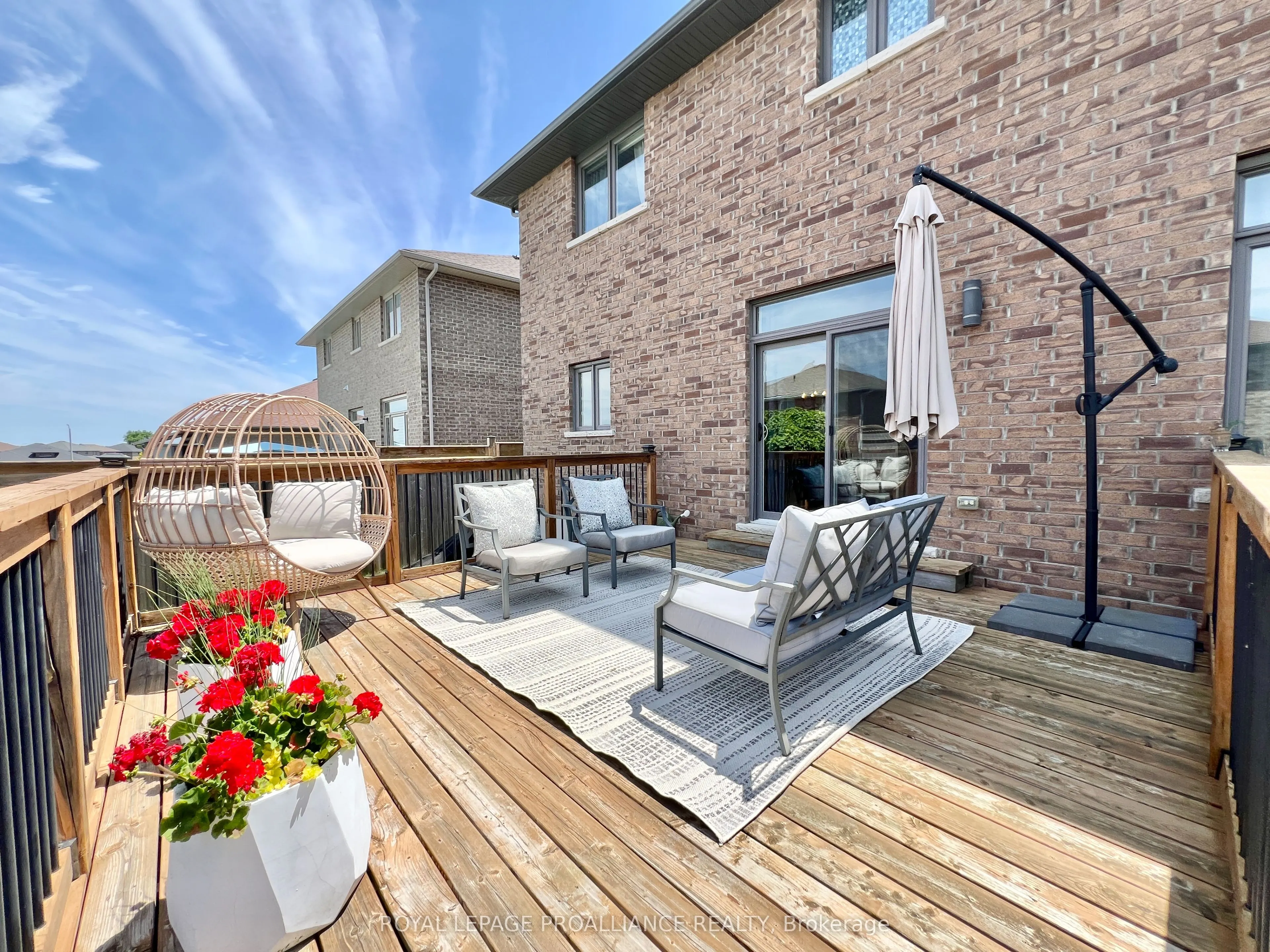 32 Vertis Court