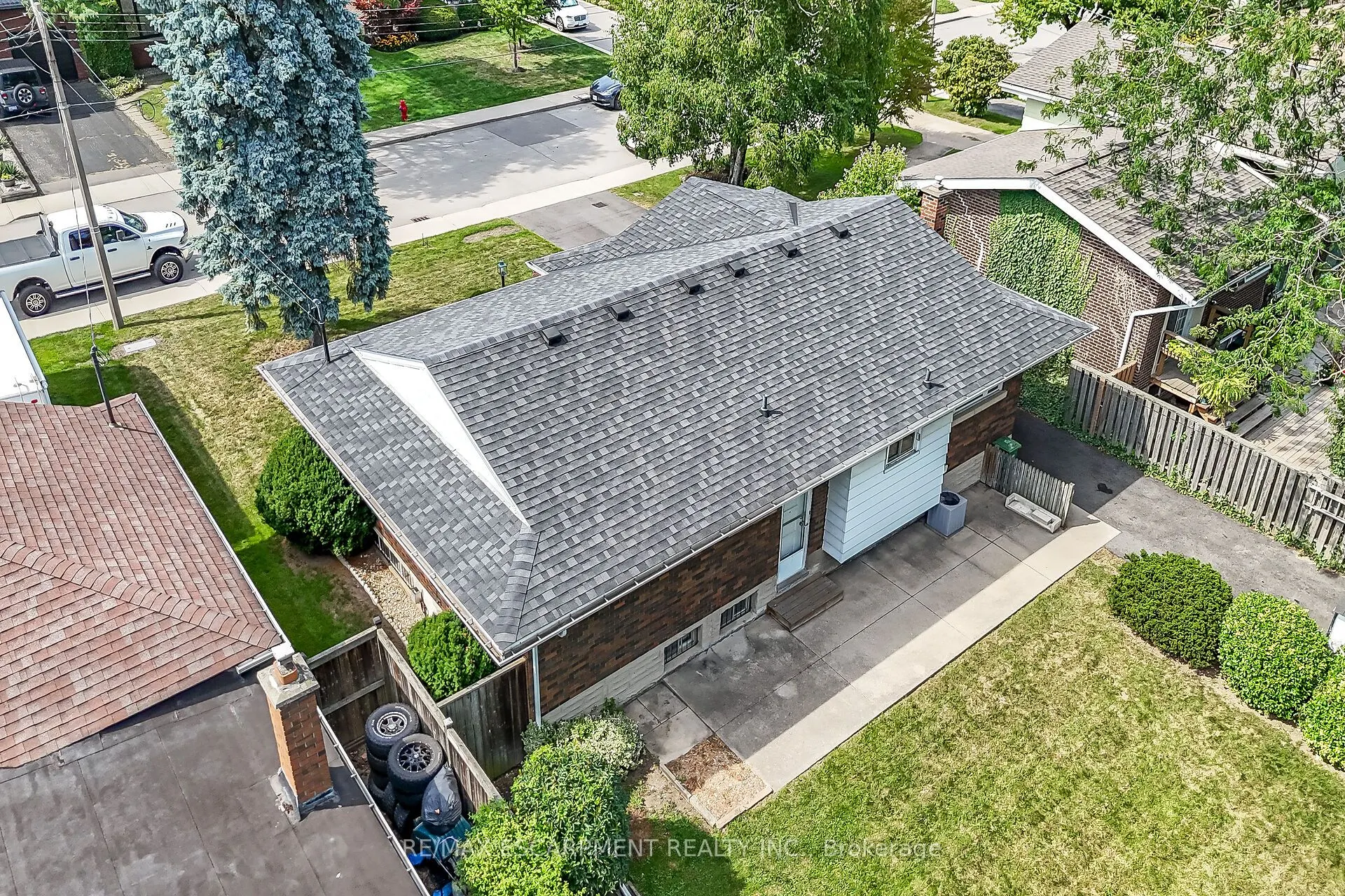 31 Belair Drive