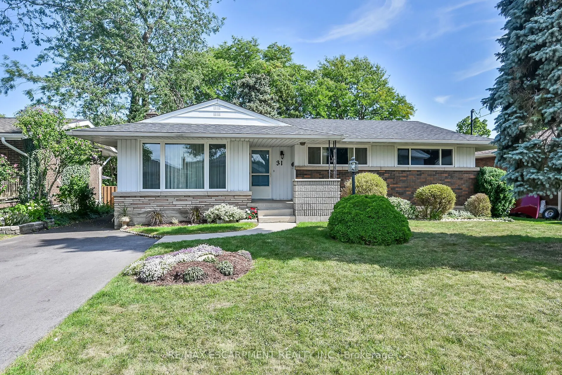 31 Belair Drive