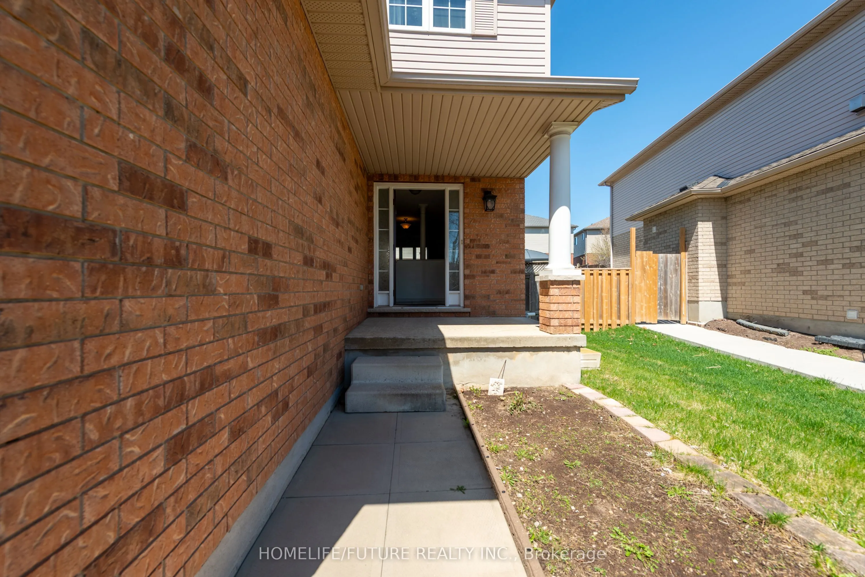 264 Holbeach Court