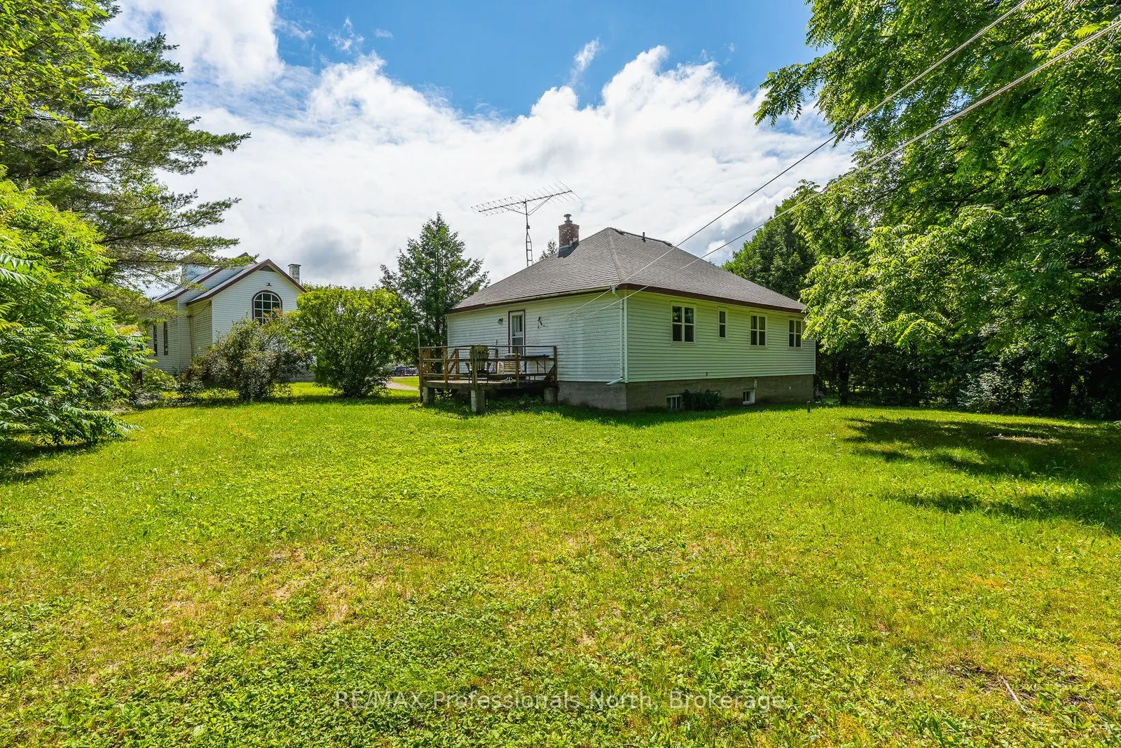 2319 Loop Road