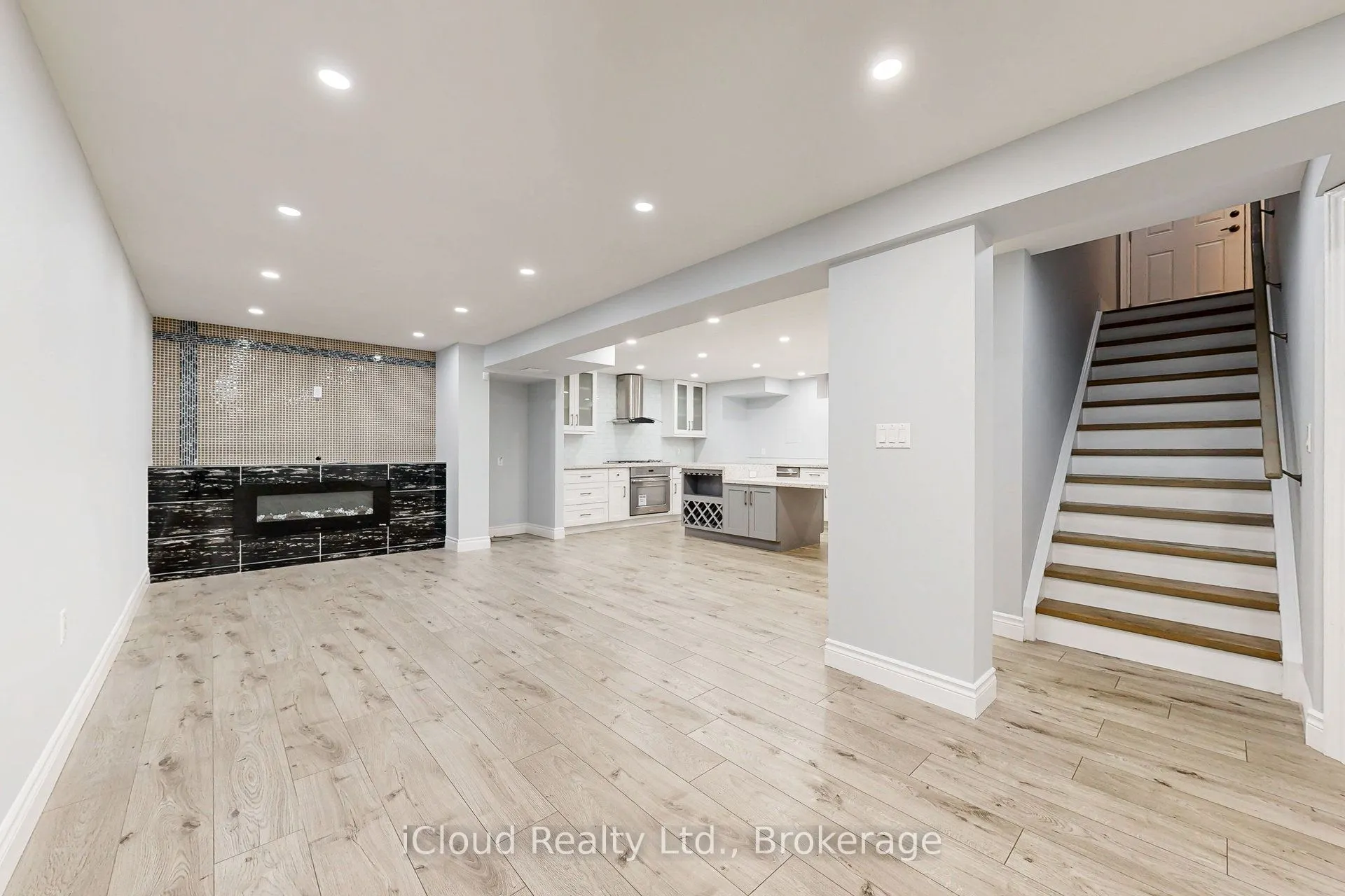 7 Riesling Court