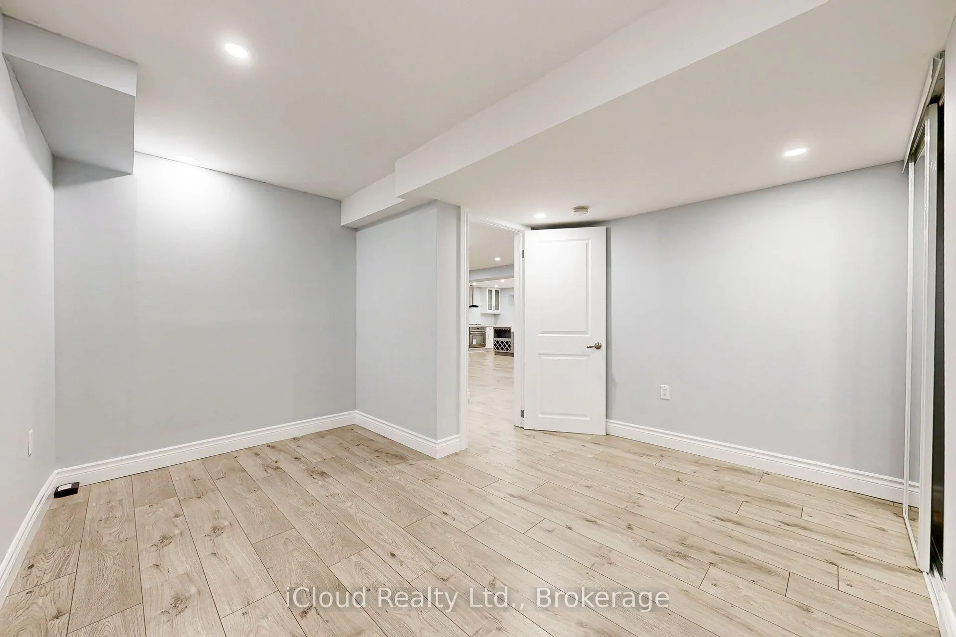7 Riesling Court