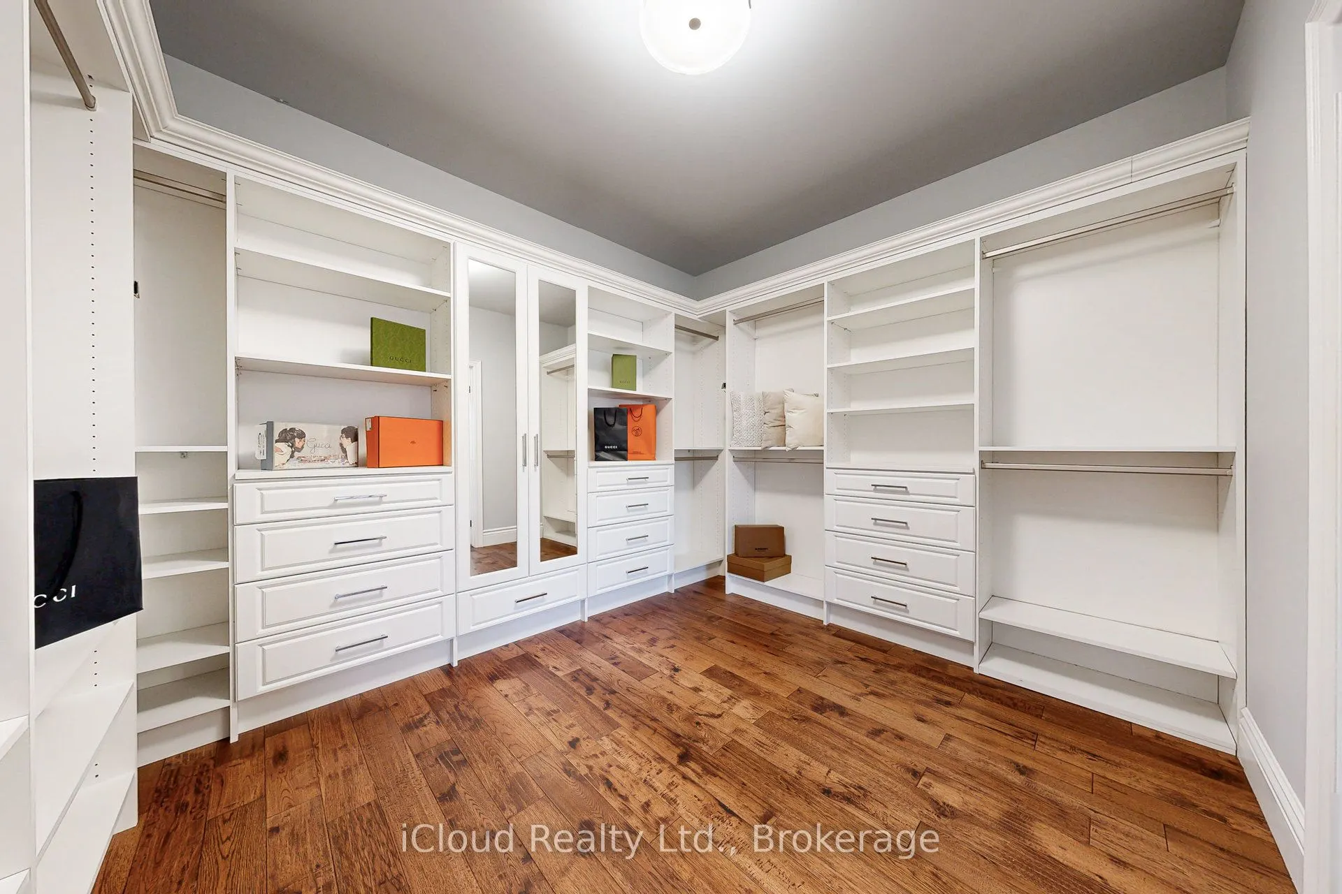 7 Riesling Court