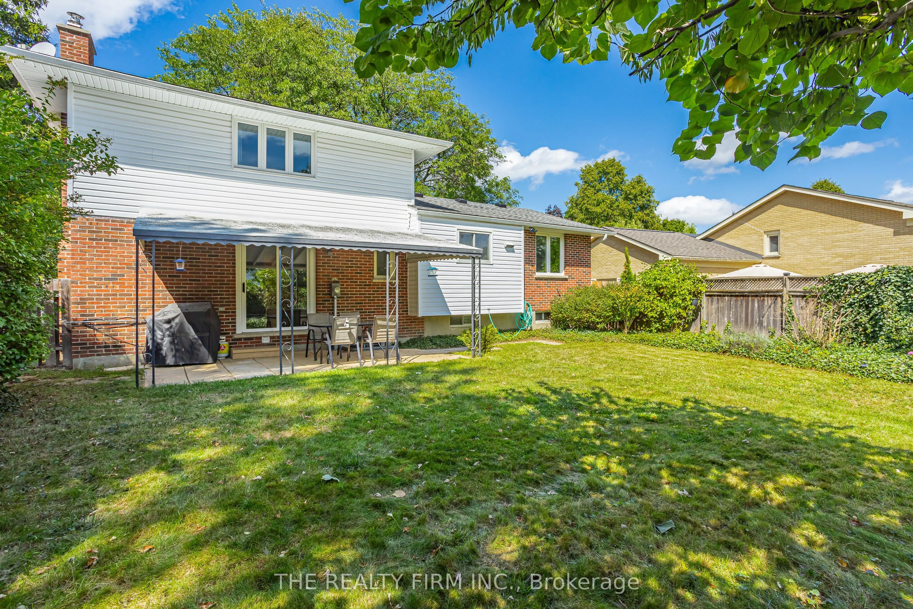 22 Milford Crescent