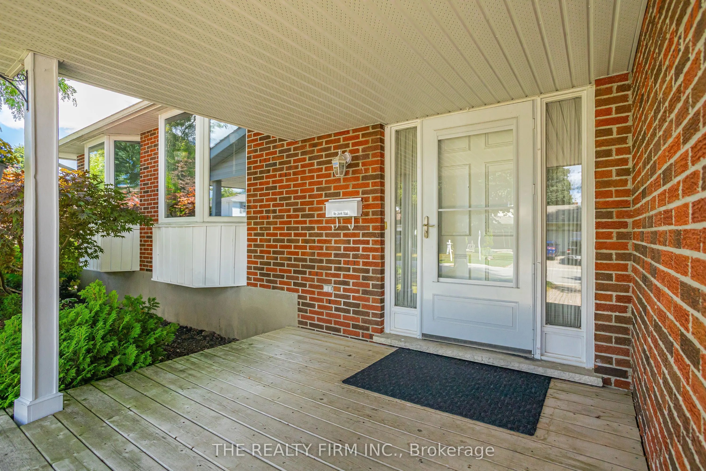 22 Milford Crescent