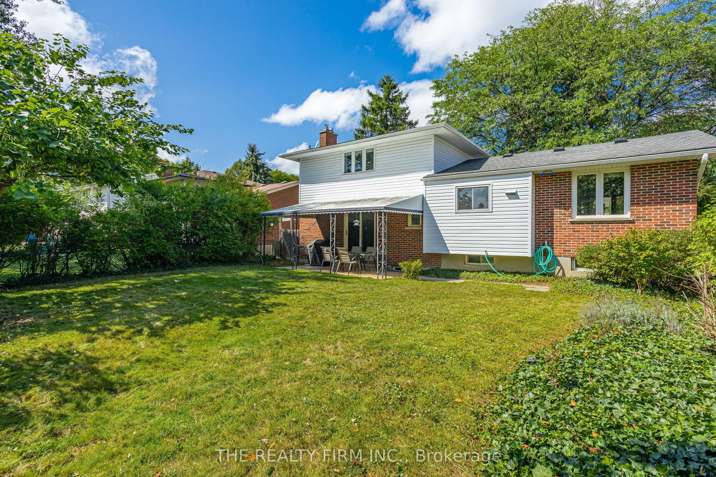 22 Milford Crescent
