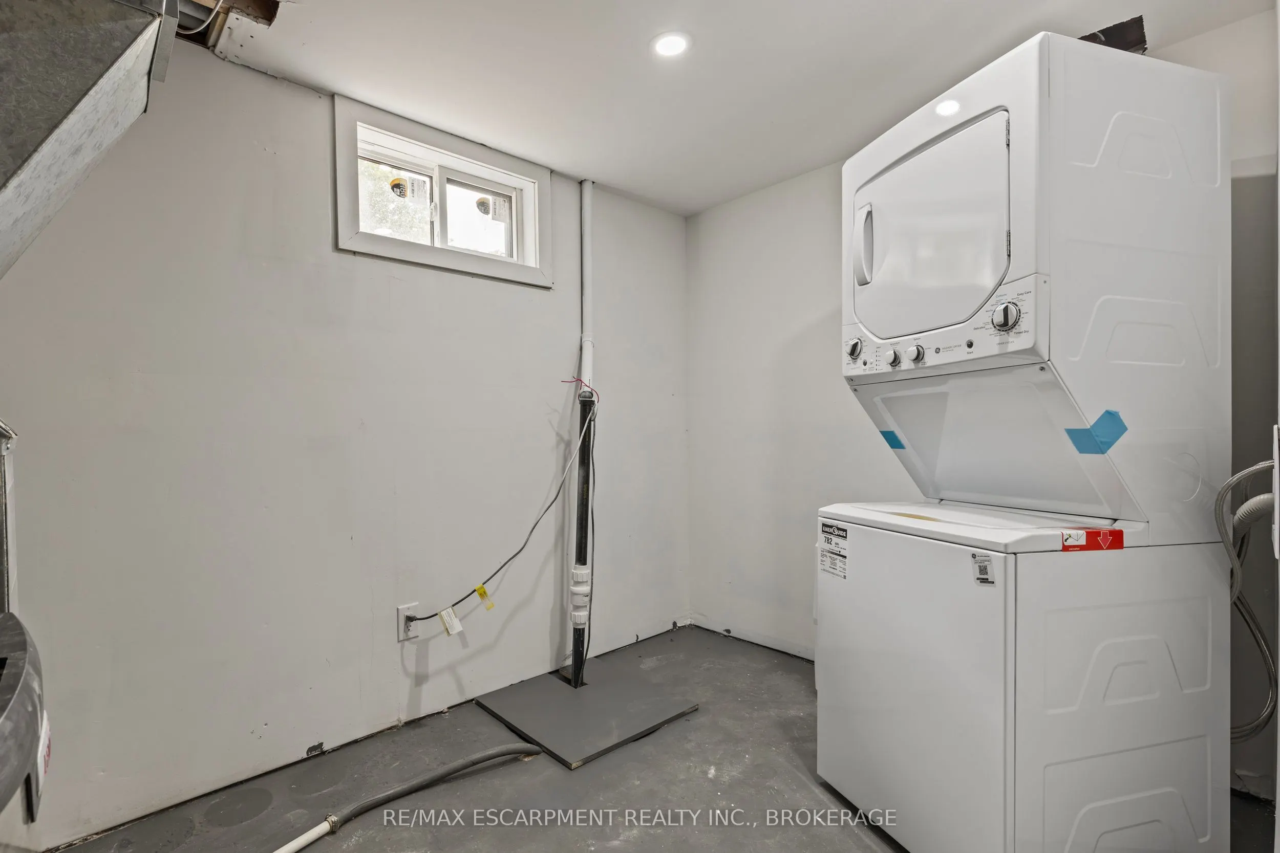 3139 Secord Place