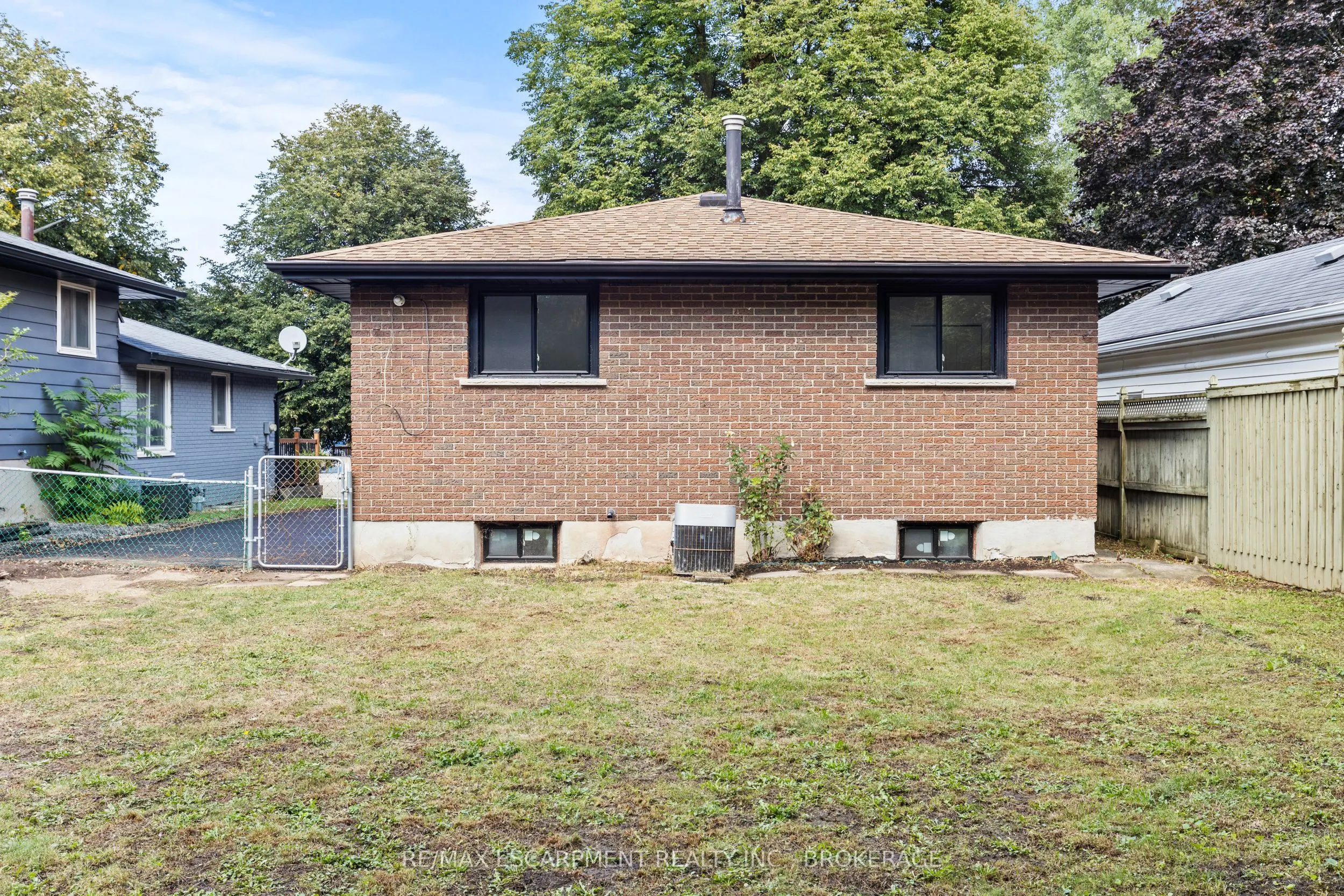 3139 Secord Place