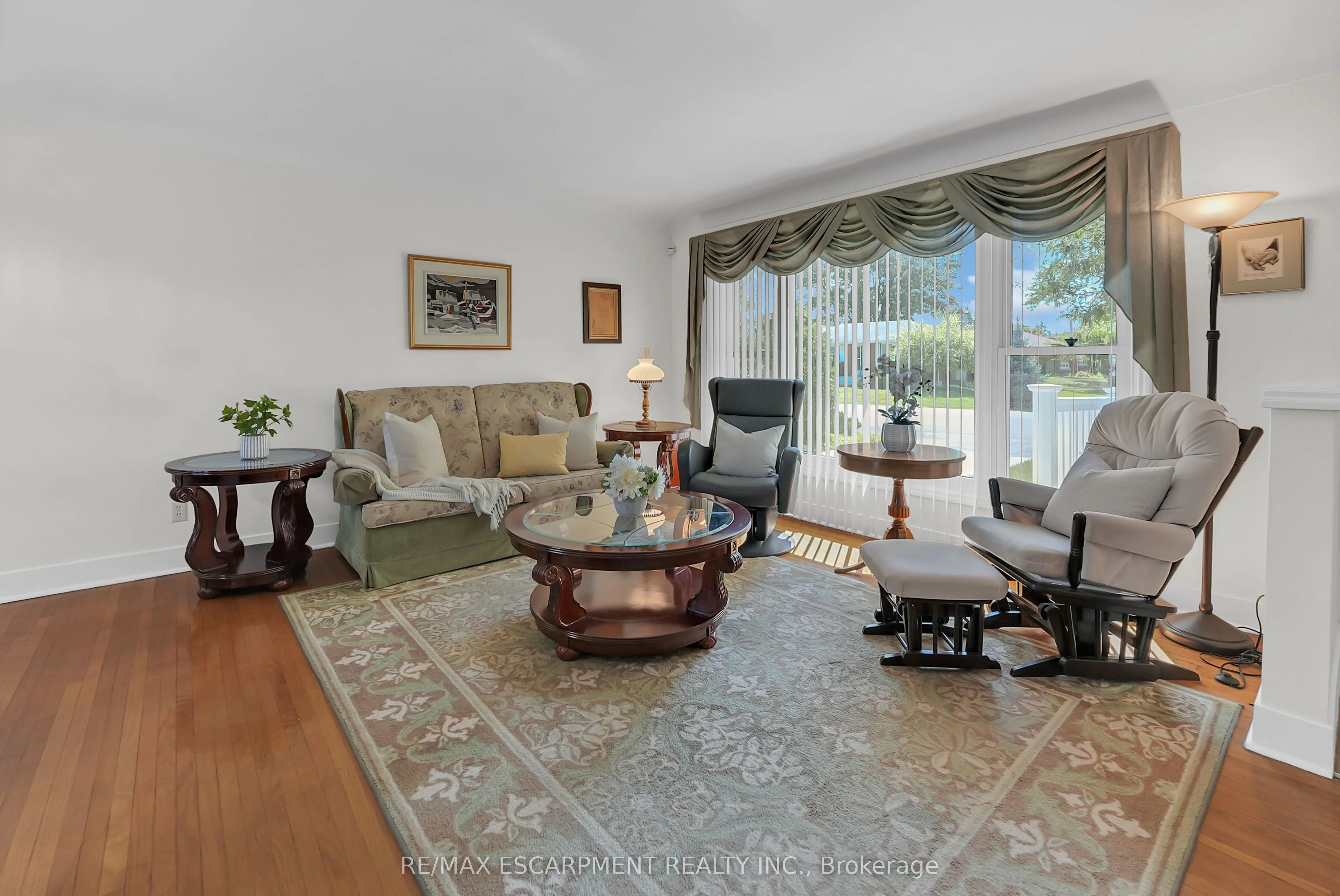 11 Riverview Drive