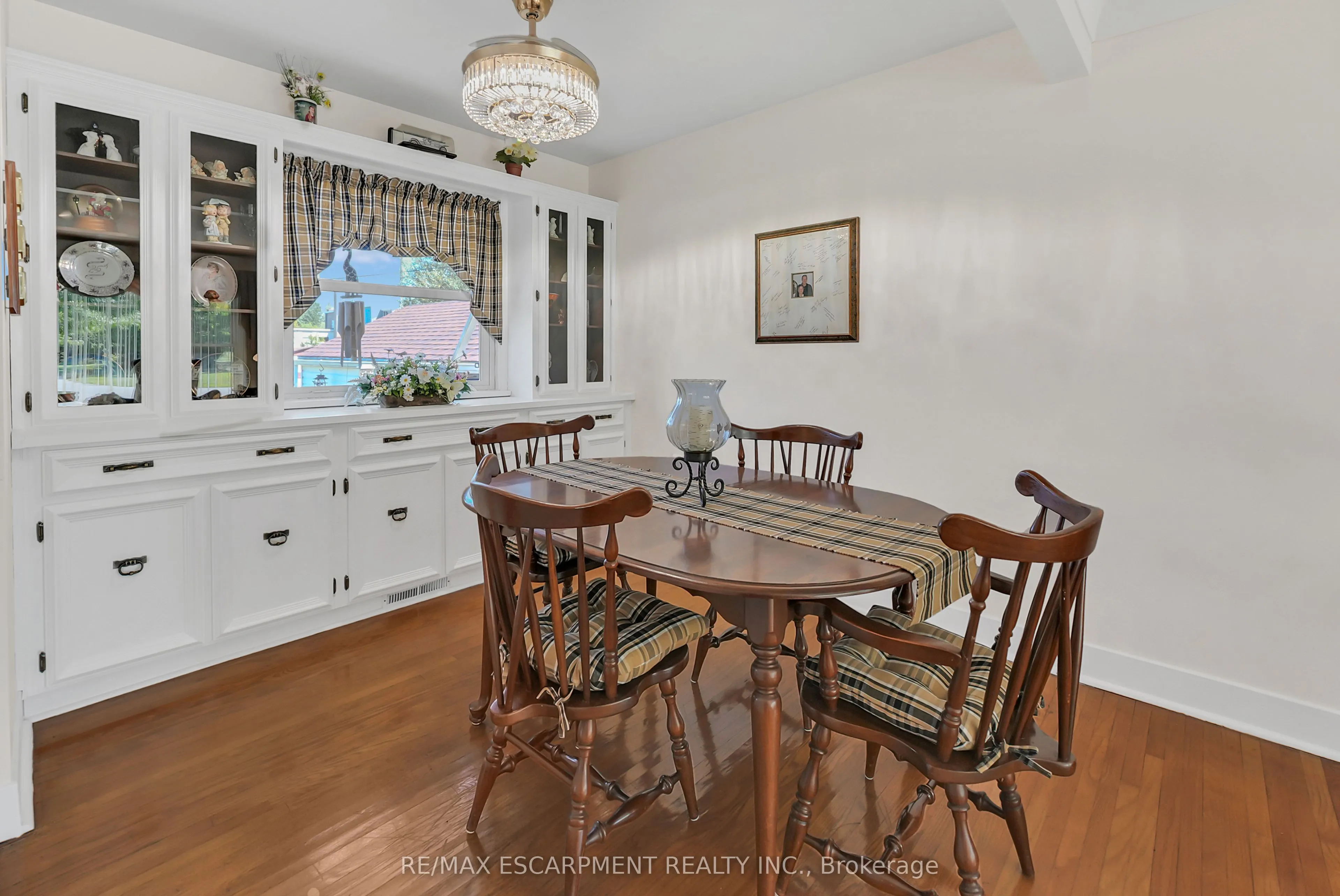 11 Riverview Drive