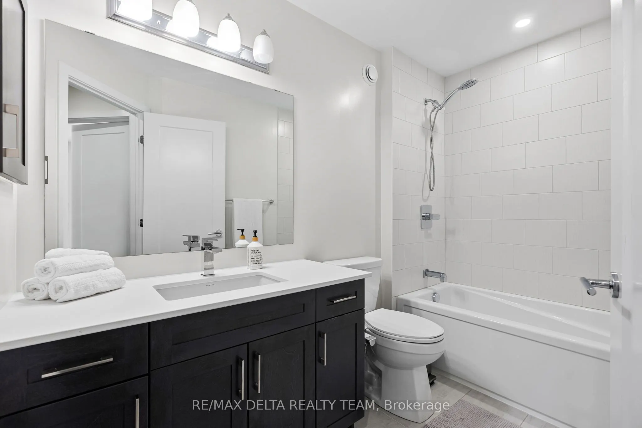 478 Trident Mews